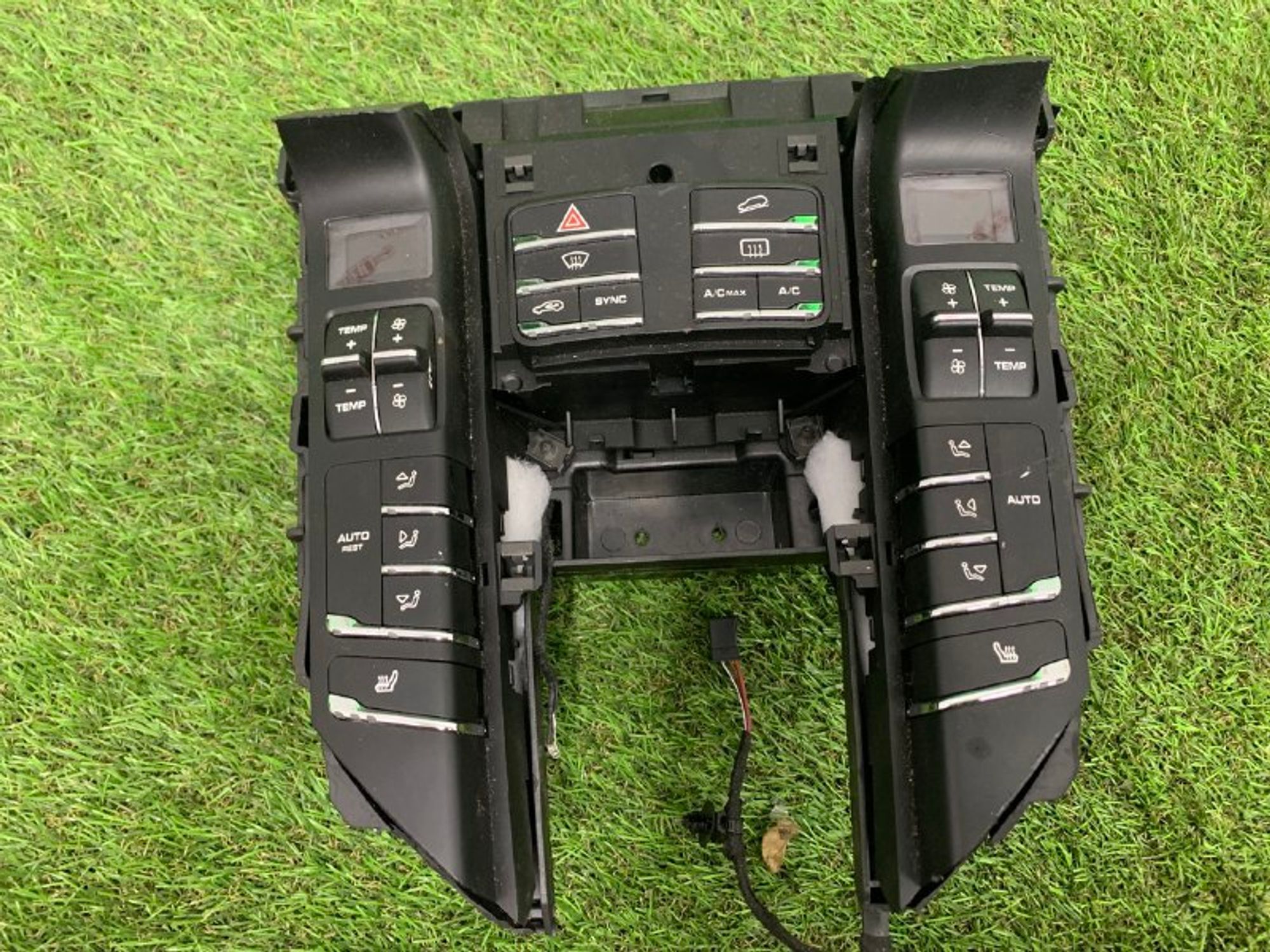 Центральная накладка porsche cayenne 958, 10000 рублей, Москва