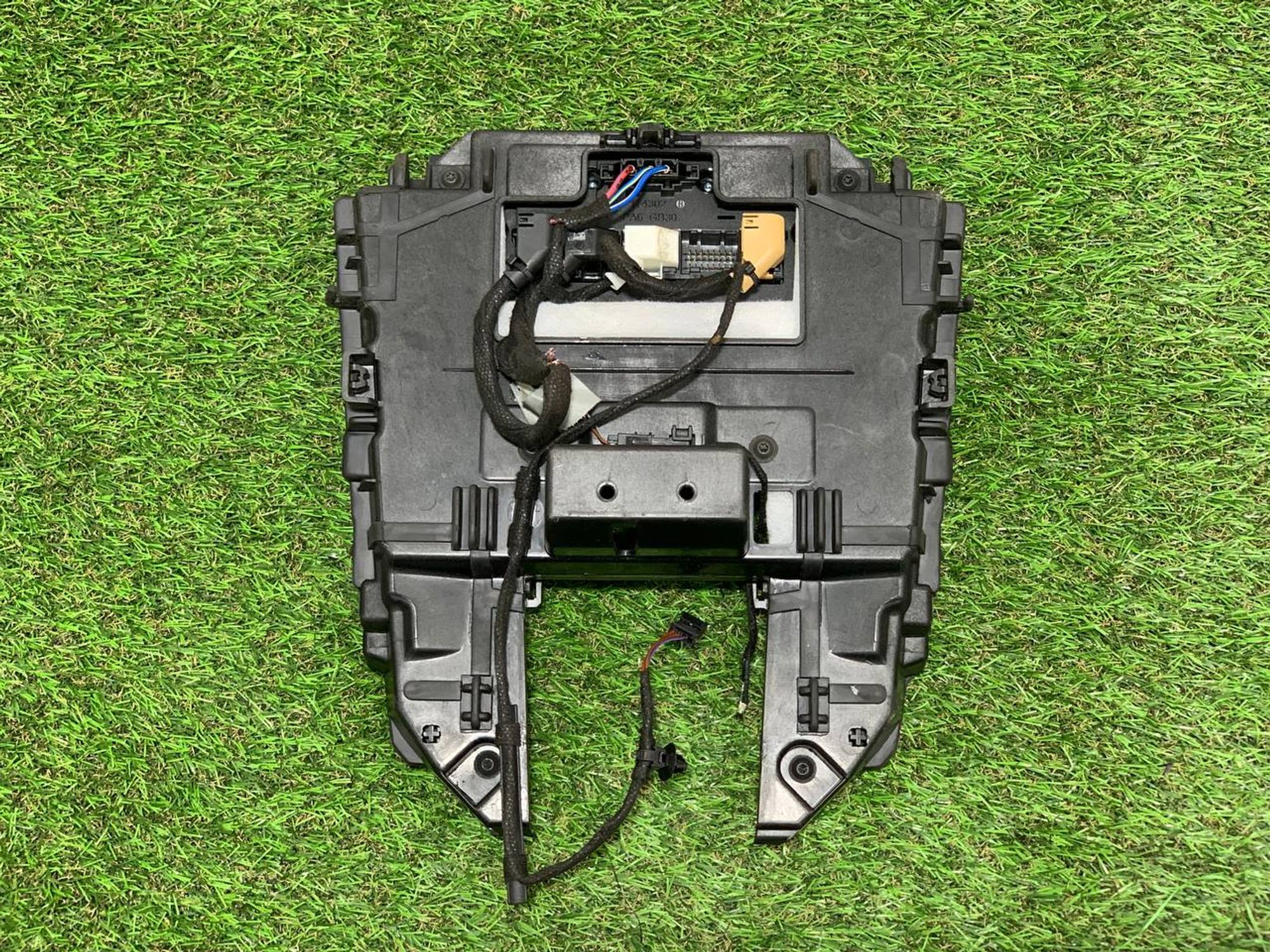 Центральная накладка porsche cayenne 958, 10000 рублей, Москва