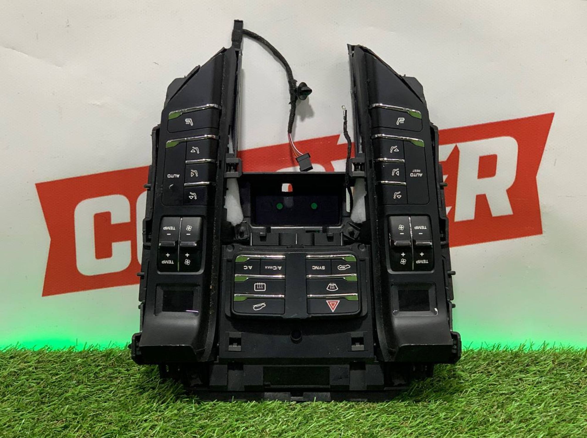 Центральная накладка porsche cayenne 958, 10000 рублей, Москва