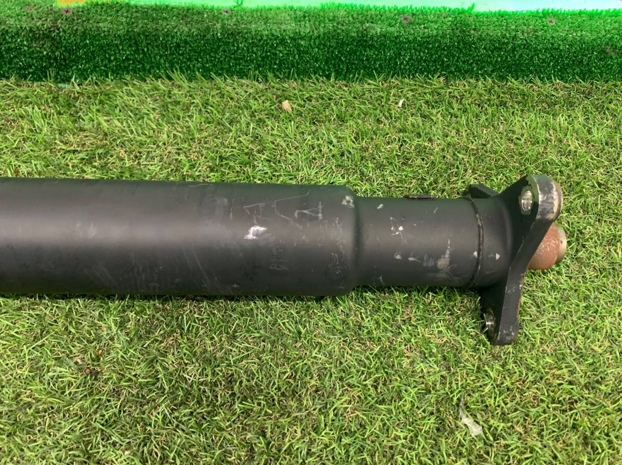 https://ycs.partsauto.market/partsauto-images/thmbs/h353NjtZg3VDP19b5HMt7LlpbQ93/1da090743ac1e8117fb43cf0b1dab55d/764eb1c36b875a3d181dd46cc4cd67f5.jpg