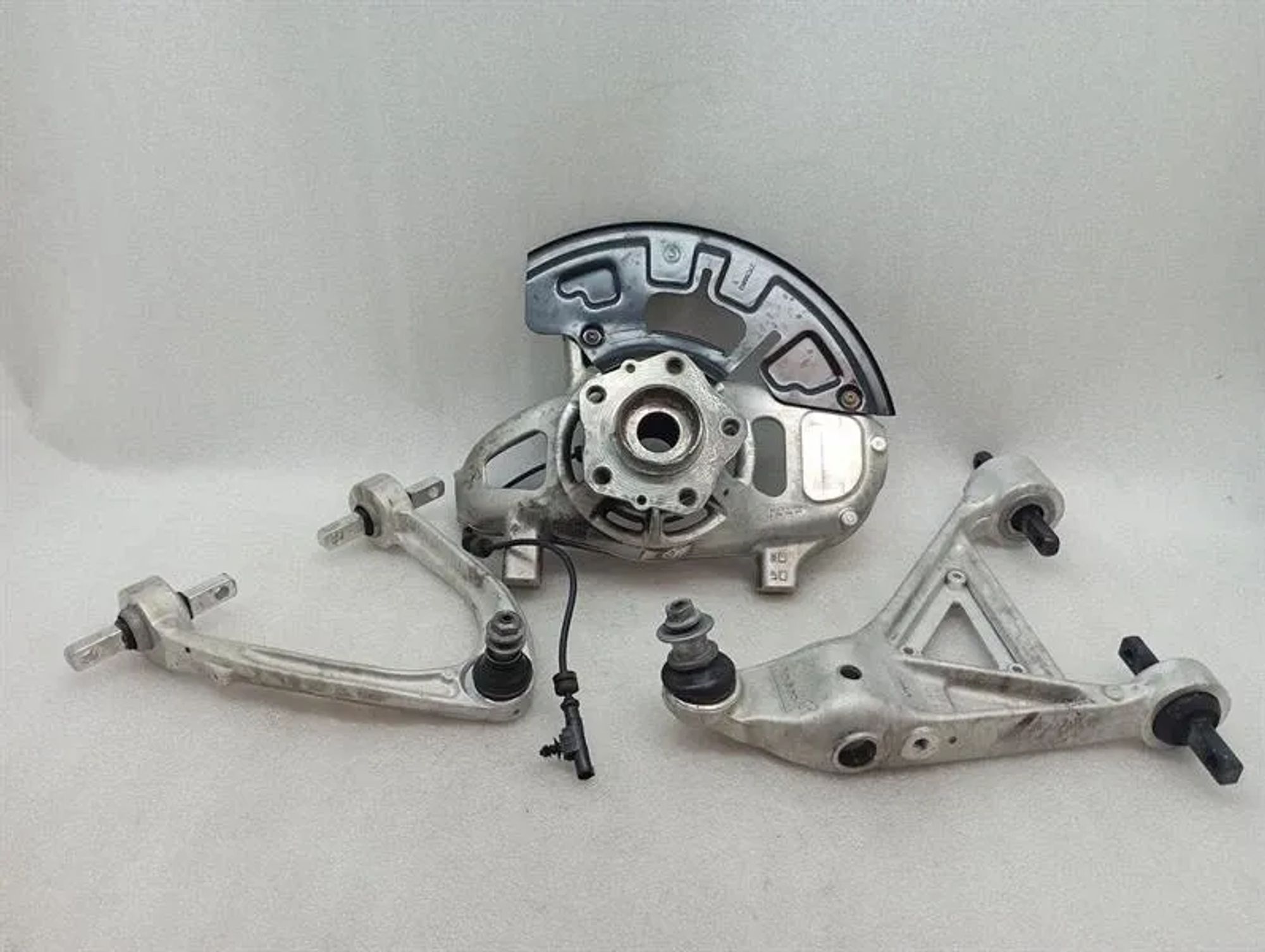 Тормозной кулак с рычагами Ferrari 812 Superfast F152M, 375000 рублей, Москва