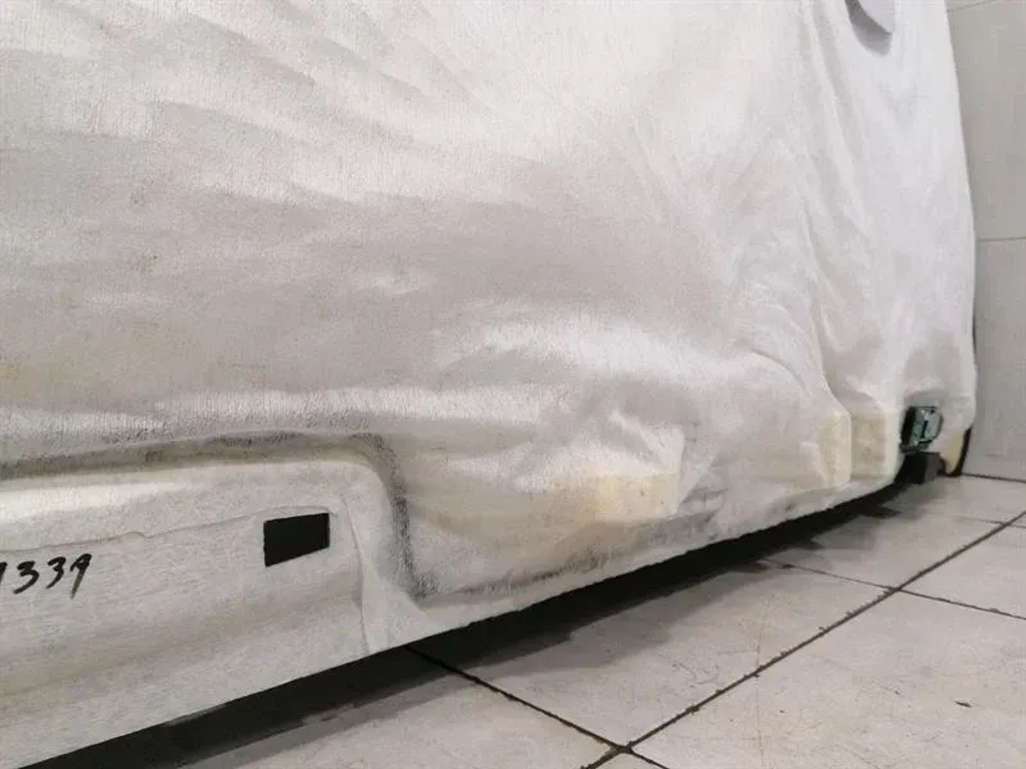 https://ycs.partsauto.market/partsauto-images/thmbs/h353NjtZg3VDP19b5HMt7LlpbQ93/1f1bff8068240a91e78dd9447d8fb0e5/5aafa7bd9d5fbe25173ec3e2ebf3703c.jpg