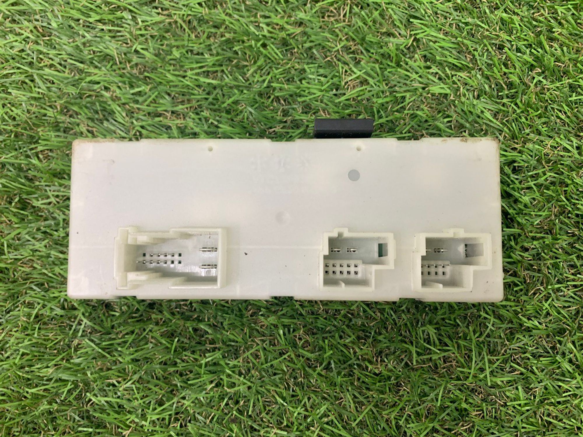 https://ycs.partsauto.market/partsauto-images/thmbs/h353NjtZg3VDP19b5HMt7LlpbQ93/202f680f8cb46be6766e64a14fae5677/95f5f79bce537719d1ade1db51a193b3.jpg