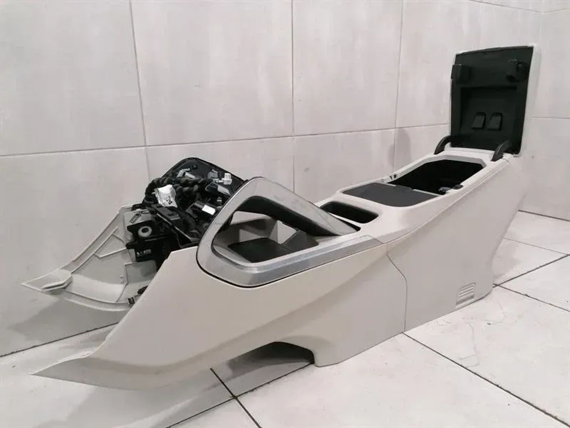 https://ycs.partsauto.market/partsauto-images/thmbs/h353NjtZg3VDP19b5HMt7LlpbQ93/20956030d983d904838456bfb1dc9685/5f2e496796997898521a37c2fdb8a96d.jpg
