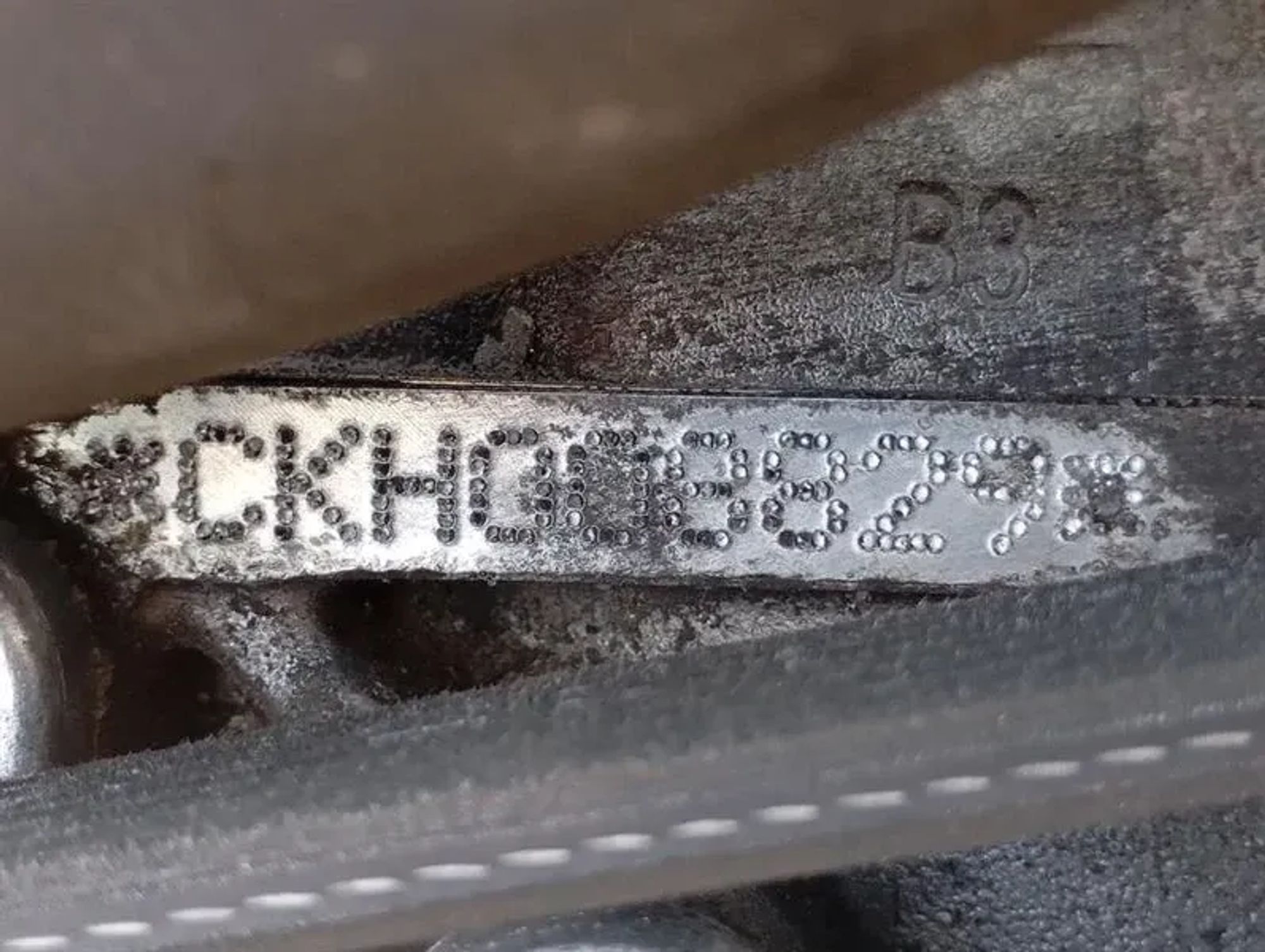 https://ycs.partsauto.market/partsauto-images/thmbs/h353NjtZg3VDP19b5HMt7LlpbQ93/21166b15772839f30b52757a35dca462/c545d5ffbc8aafb15d8a3780de21f644.jpg