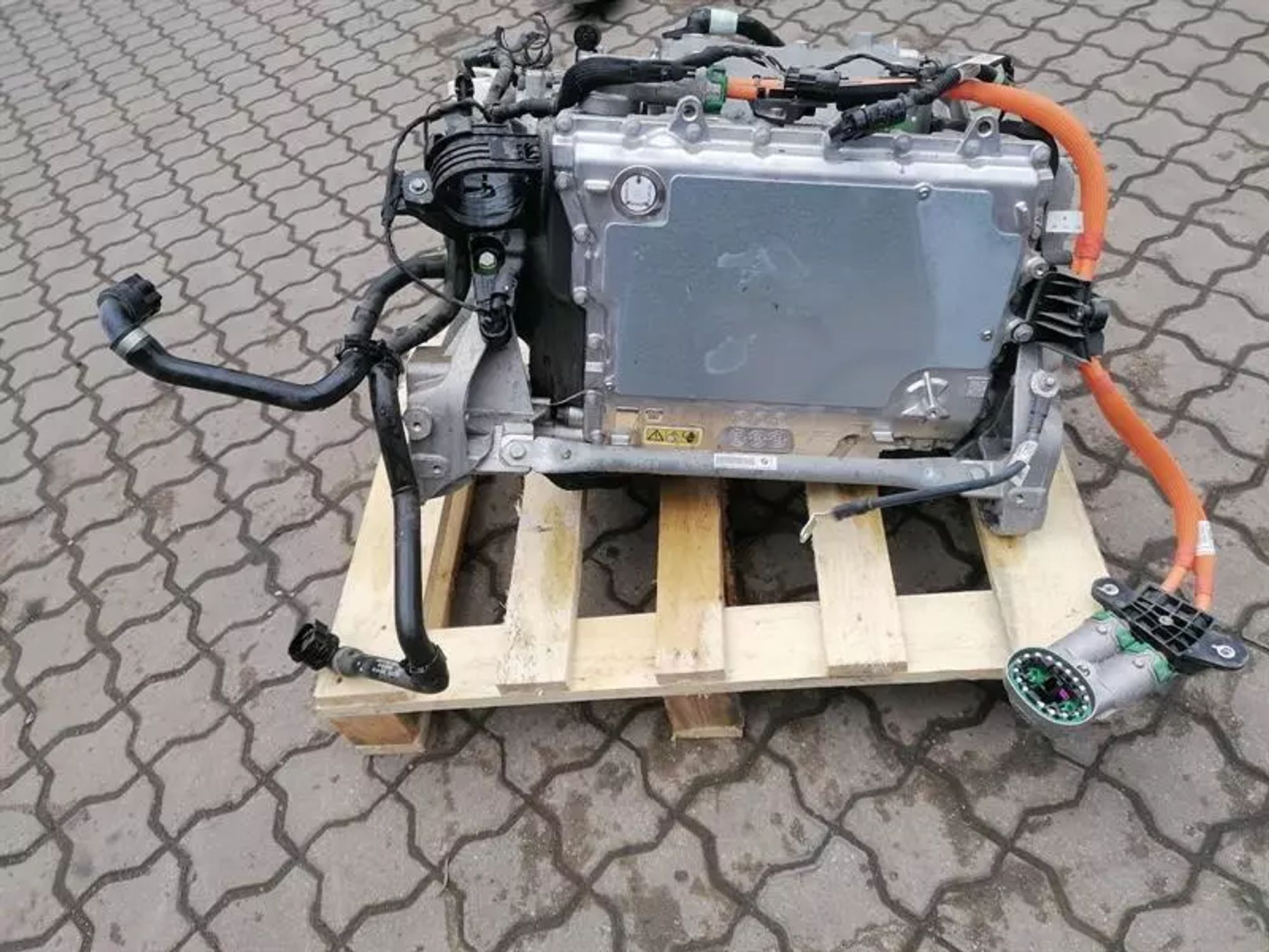 Электродвигатель BMW iX i20, 635000 рублей, Москва