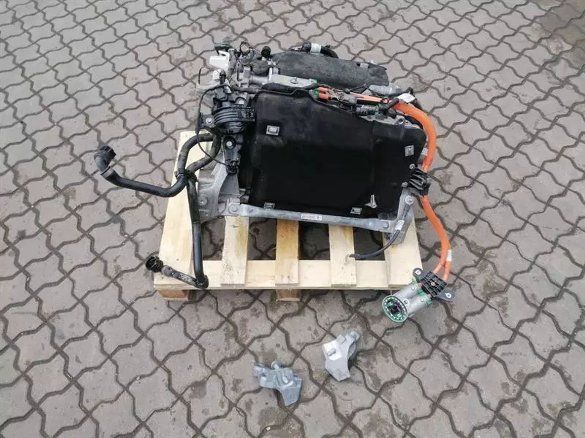 Электродвигатель BMW iX i20, 635000 рублей, Москва