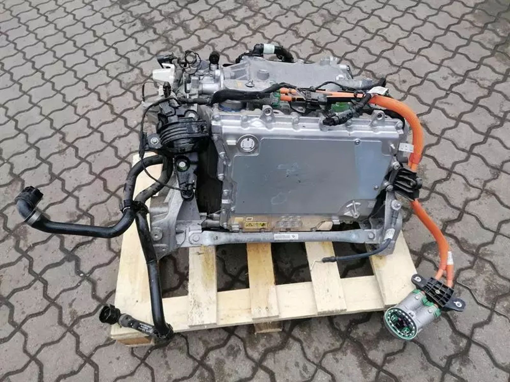 Электродвигатель BMW iX i20, 635000 рублей, Москва