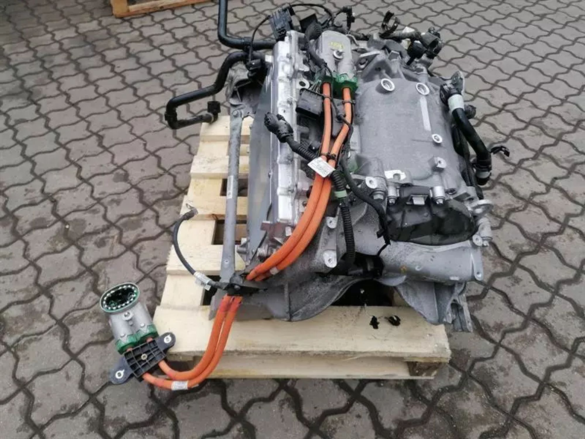 Электродвигатель BMW iX i20, 635000 рублей, Москва