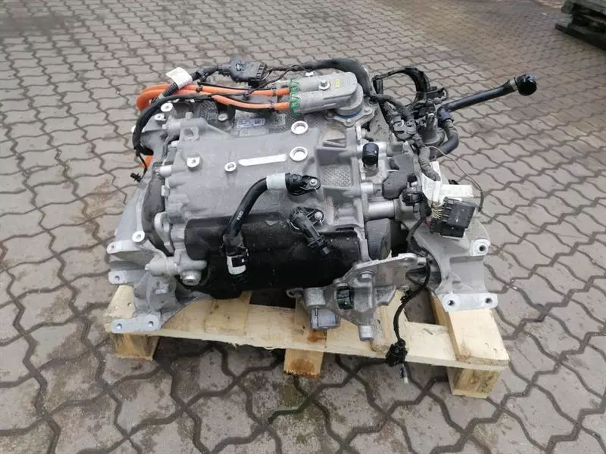 Электродвигатель BMW iX i20, 635000 рублей, Москва