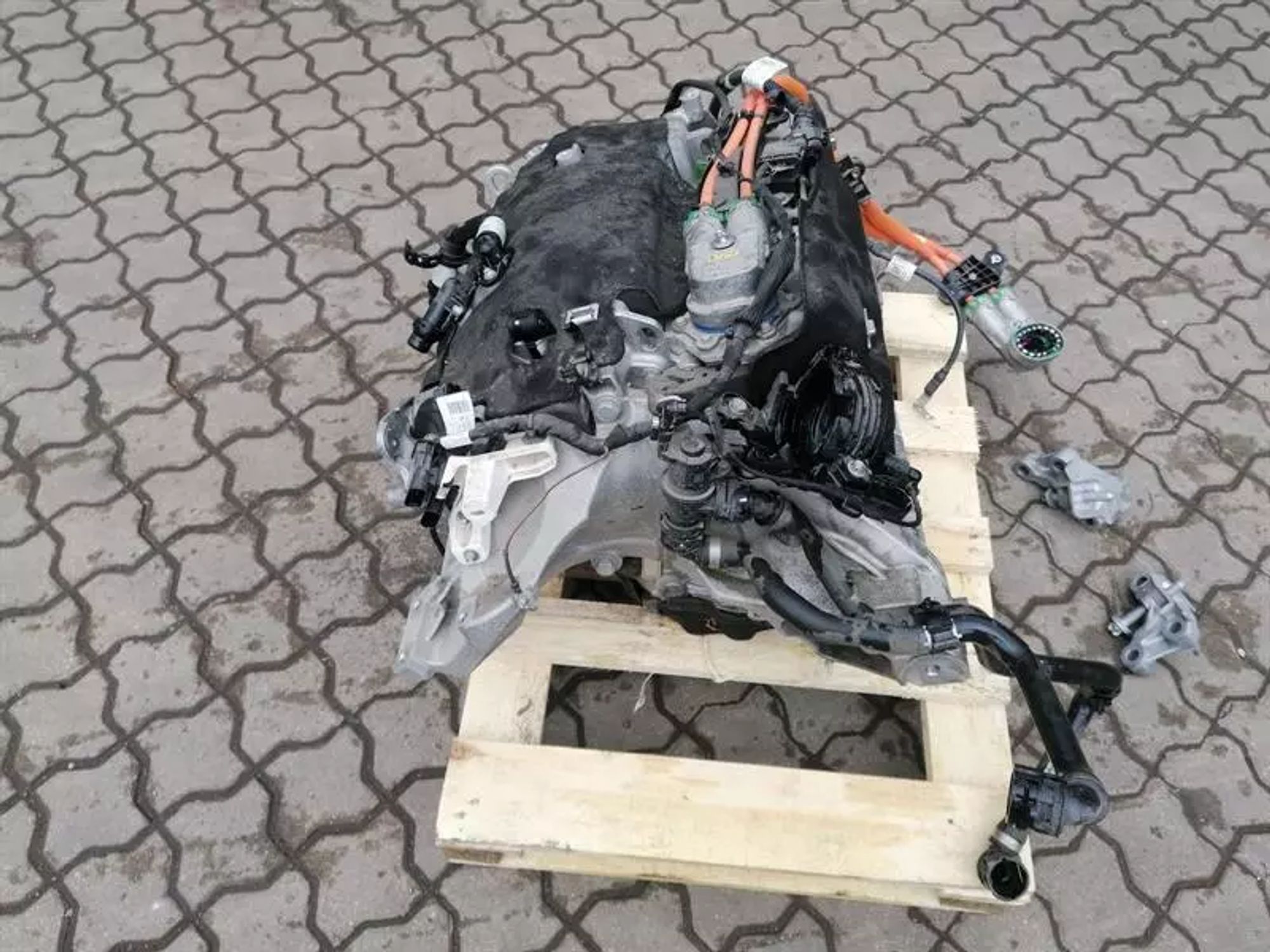 Электродвигатель BMW iX i20, 635000 рублей, Москва