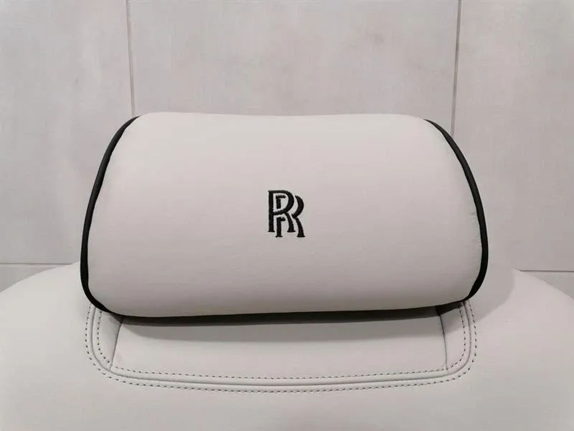 Сиденья задние ROLLS ROYCE PHANTOM MK7 VII НА 7, 515000 рублей, Москва