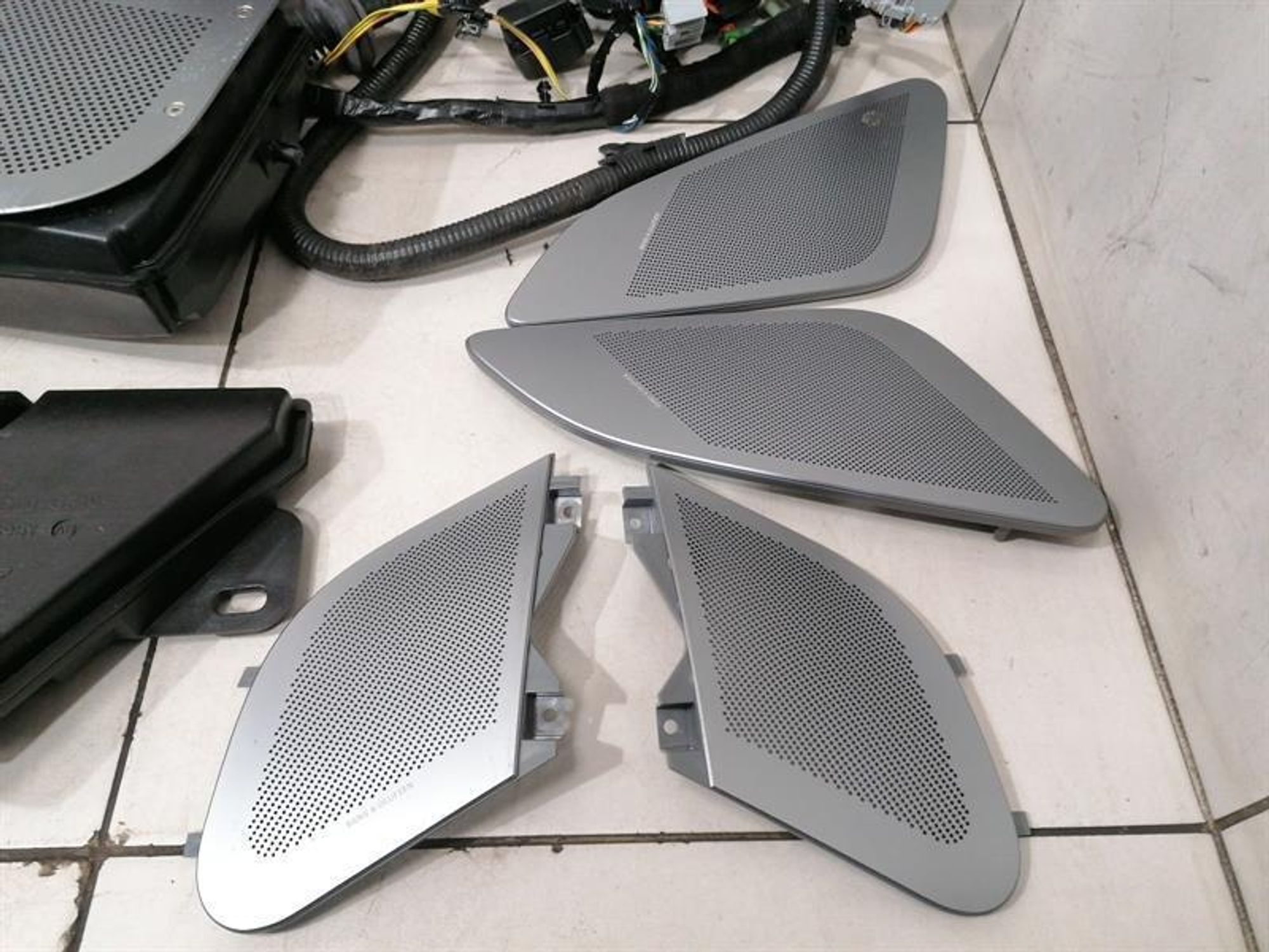 Автоакустика комплект BANG & OLUFSEN Aston Martin Rapide I 2012, 350000 рублей, Москва