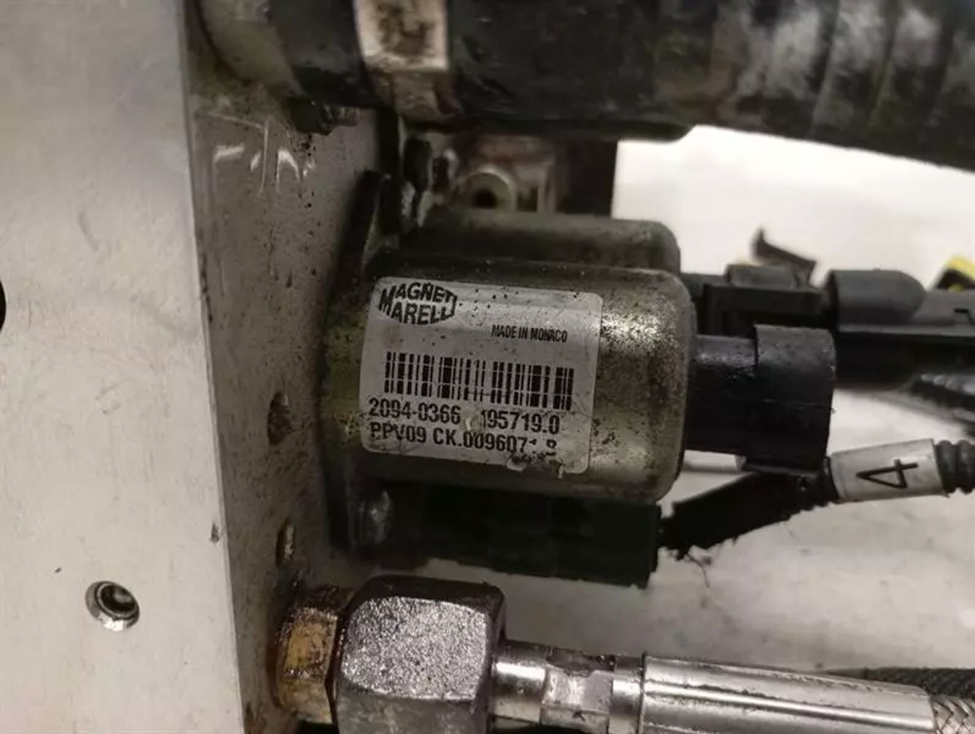 https://ycs.partsauto.market/partsauto-images/thmbs/h353NjtZg3VDP19b5HMt7LlpbQ93/25bdf9f25dad348446aa833b365a76d2/09949cbf0b81114177f2c4f325d084f3.jpg