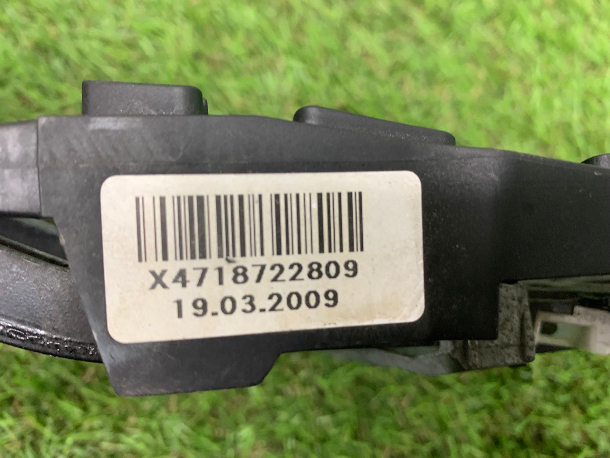 Кронштейн ручки правой BMW F10 F07 F12, 1000 рублей, Москва