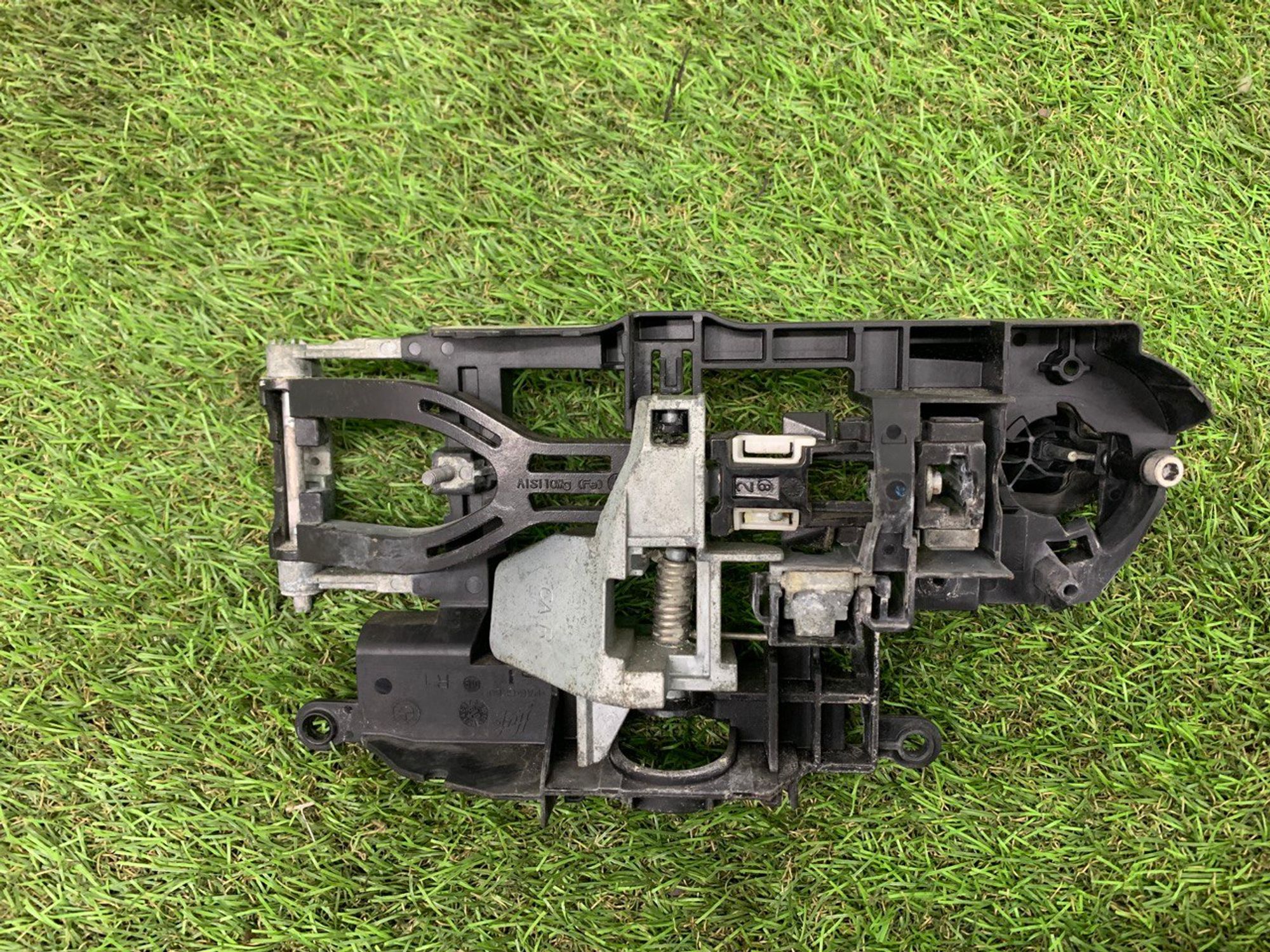 Кронштейн ручки правой BMW F10 F07 F12, 1000 рублей, Москва