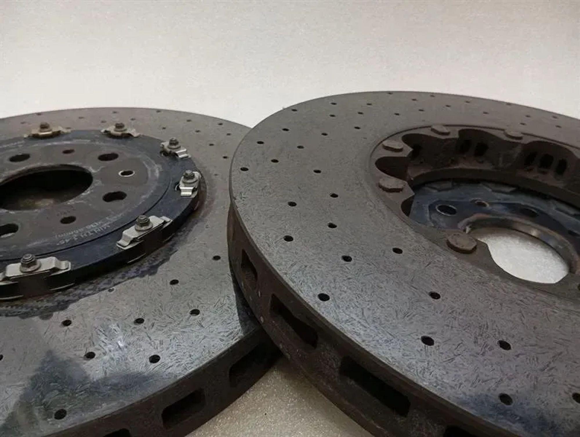 https://ycs.partsauto.market/partsauto-images/thmbs/h353NjtZg3VDP19b5HMt7LlpbQ93/287a6e4c1a255ca579530c89dca534ba/79b28ee1bb6d9026e208fd231b53224e.jpg