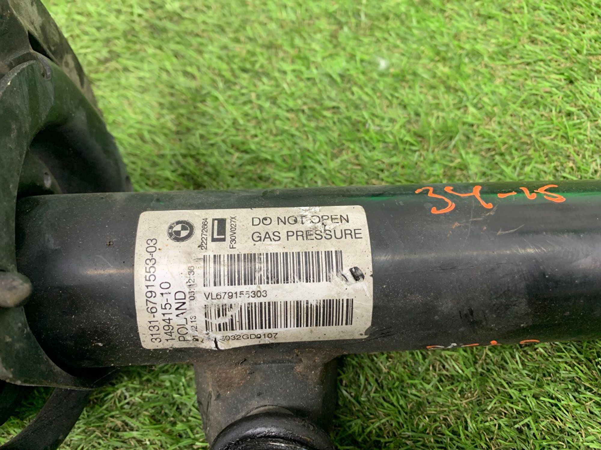 Передняя левая стойка BMW F30, 10000 рублей, Москва