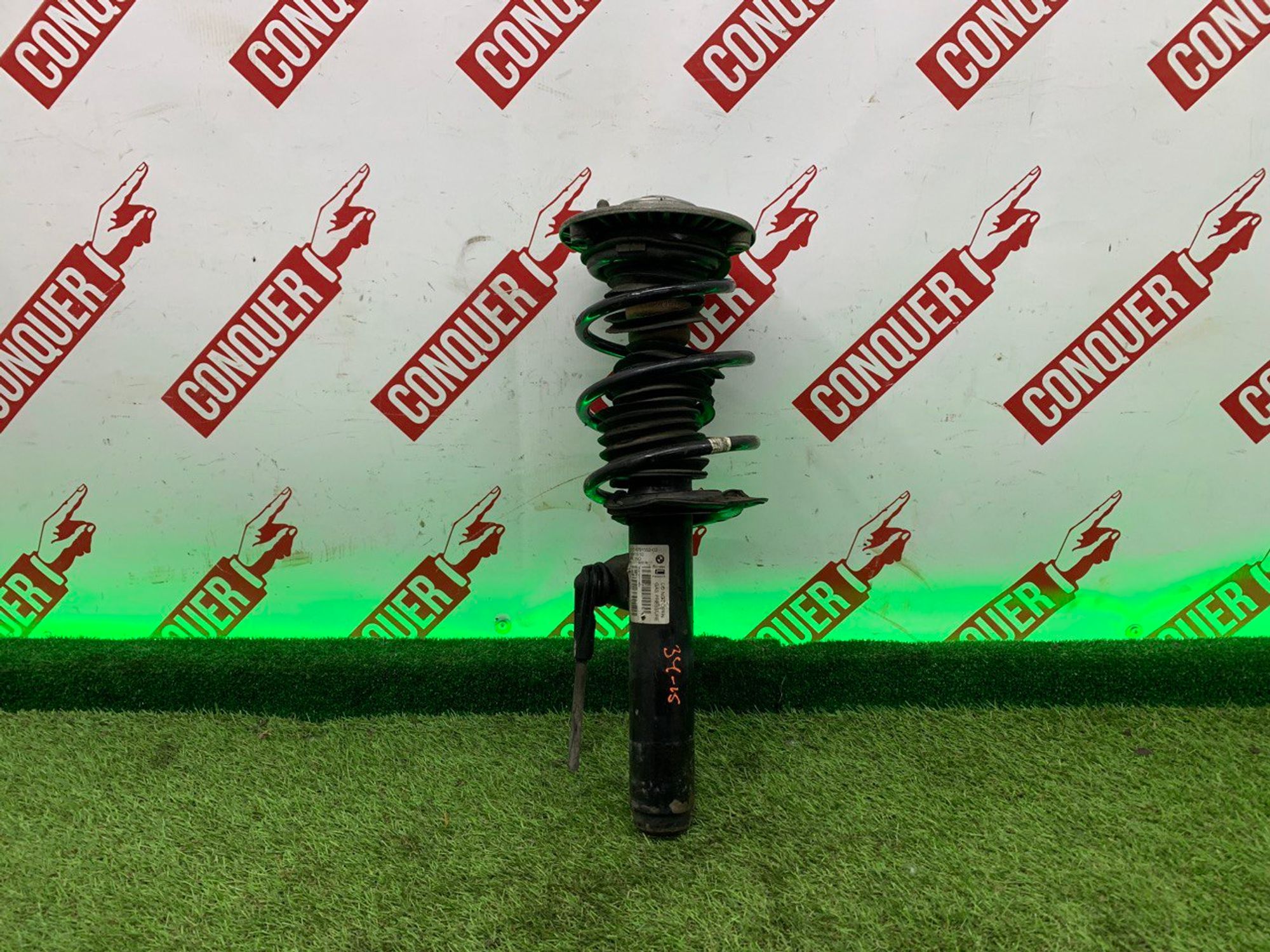 Передняя левая стойка BMW F30, 10000 рублей, Москва