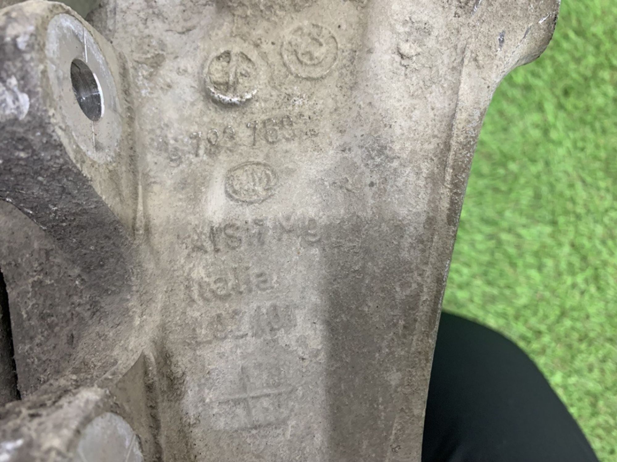 Задняя левая ступица BMW F10, 2800 рублей, Москва