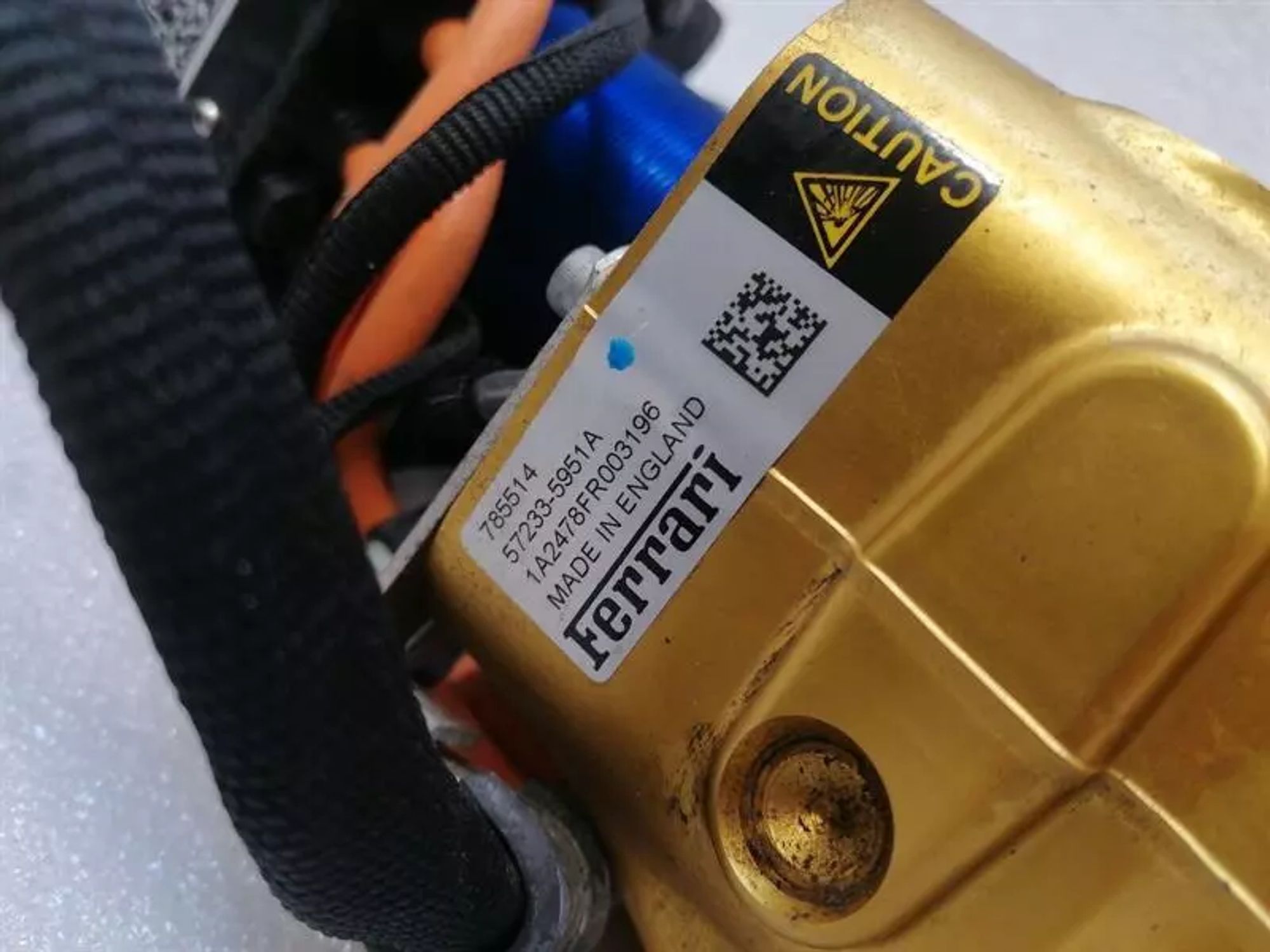 Передний амортизатор Ferrari Purosangue F175, 1250000 рублей, Москва