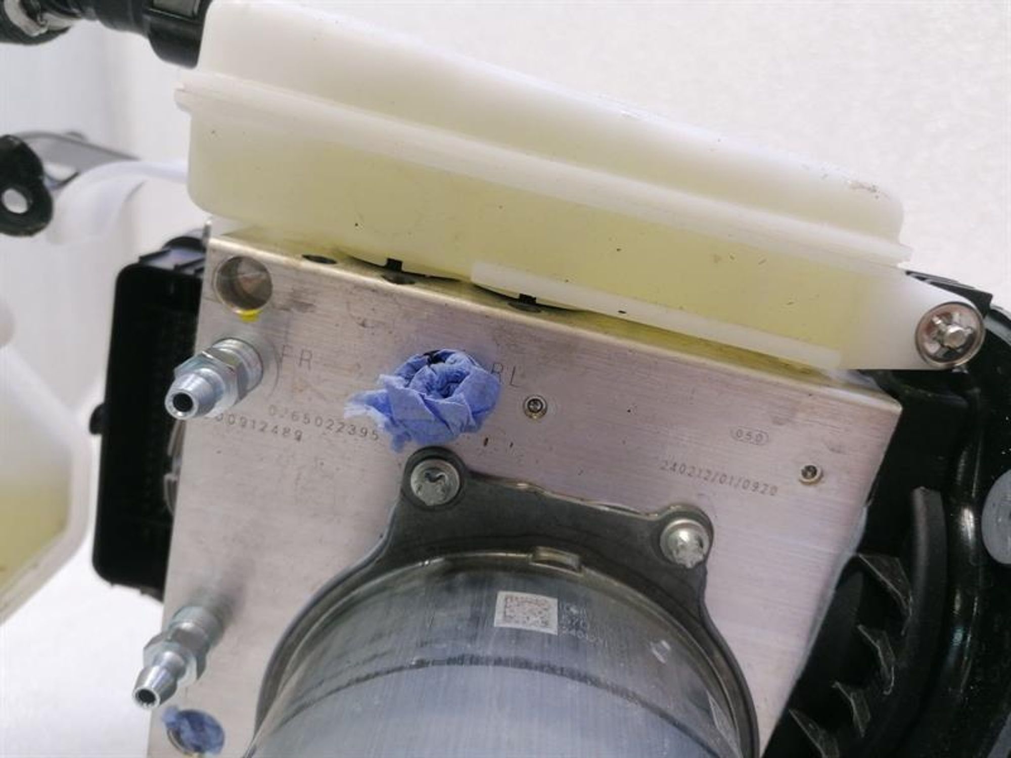 Блок IPB усилителя тормозов Ferrari Purosangue F175, 400000 рублей, Москва