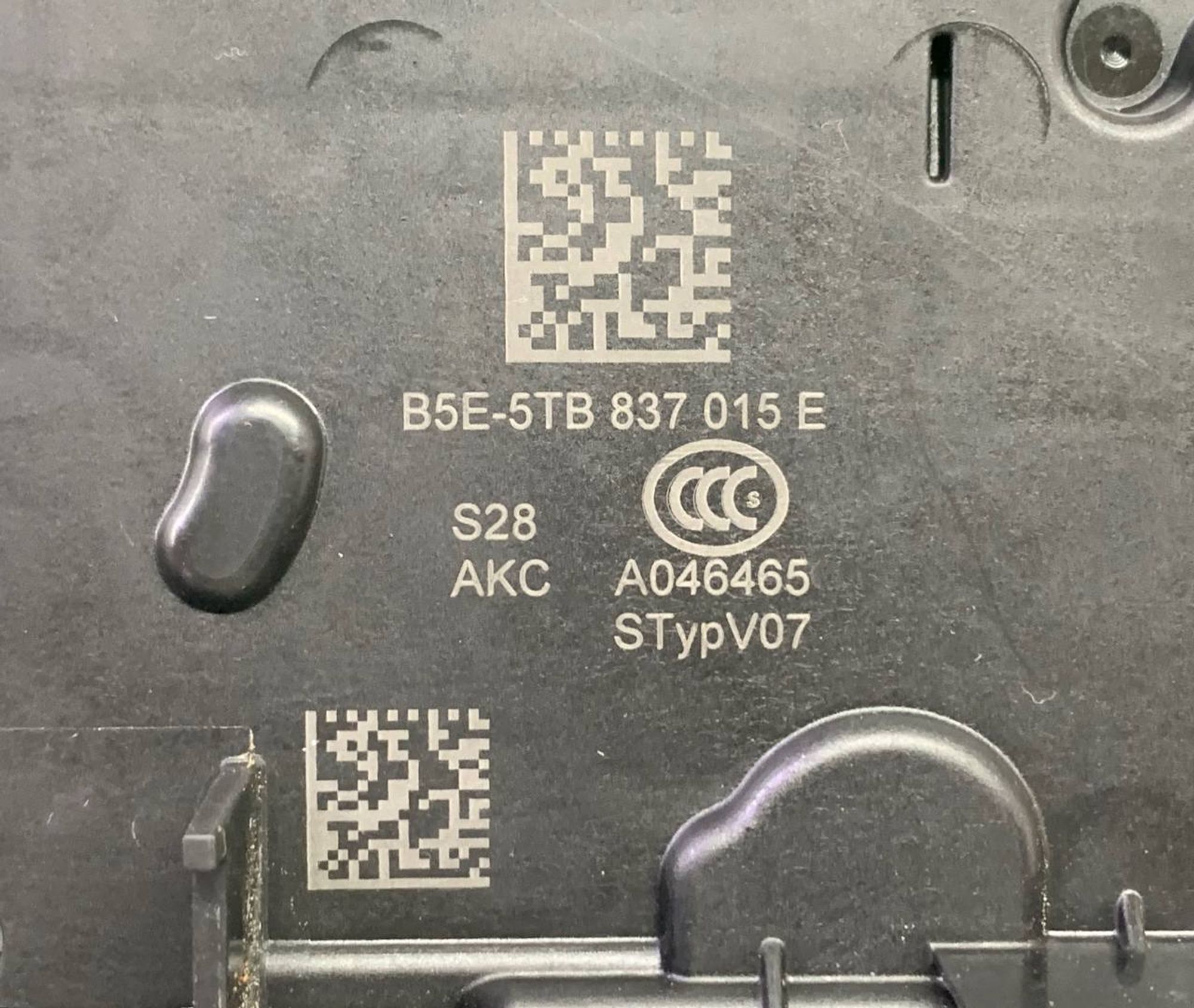 https://ycs.partsauto.market/partsauto-images/thmbs/h353NjtZg3VDP19b5HMt7LlpbQ93/2e3bfac9292214cde50b2995e685d8d5/395d5527906f574122c916da9c410d23.jpg