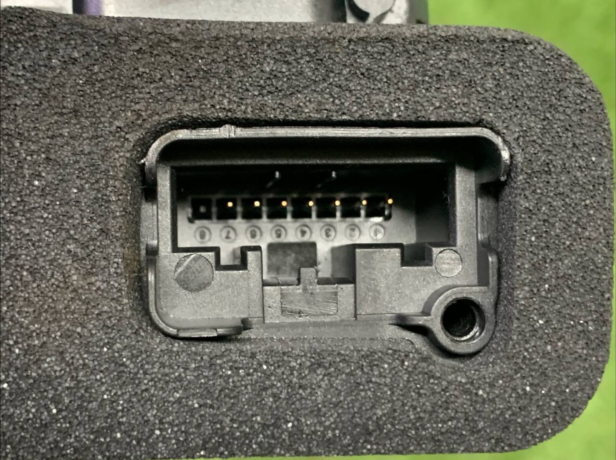 https://ycs.partsauto.market/partsauto-images/thmbs/h353NjtZg3VDP19b5HMt7LlpbQ93/2e3bfac9292214cde50b2995e685d8d5/84ff0b546a4260f43a2bf2f58fce6ca4.jpg