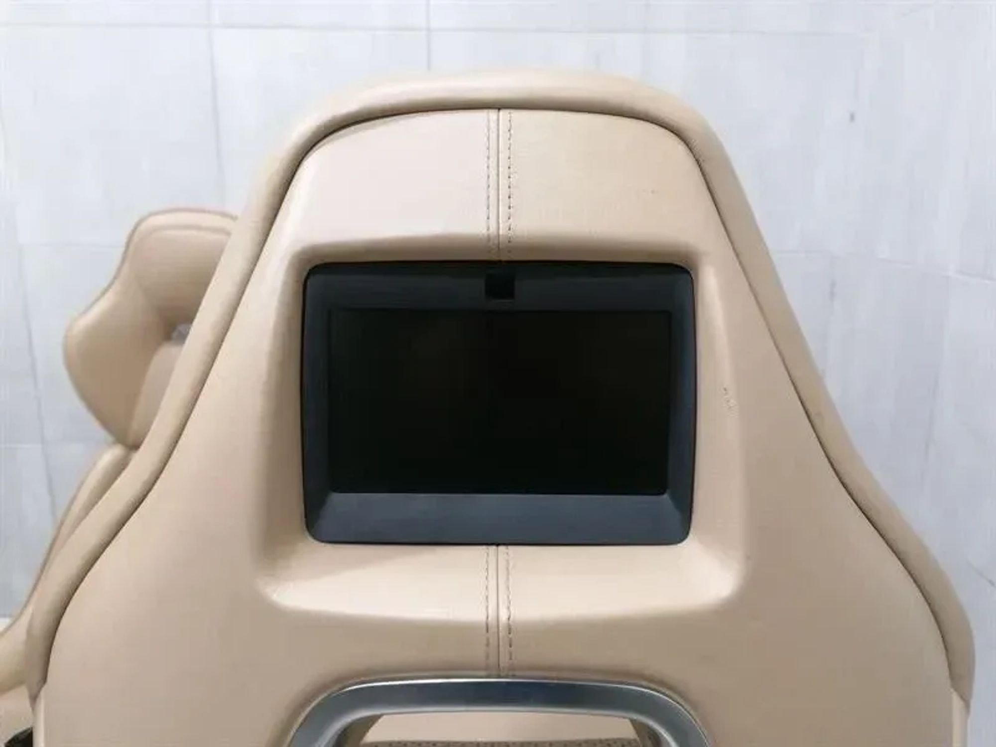 https://ycs.partsauto.market/partsauto-images/thmbs/h353NjtZg3VDP19b5HMt7LlpbQ93/2e6b2981418fd19987d15d4d610375b7/67f689d29f5ef71b7871c0f86a174085.jpg
