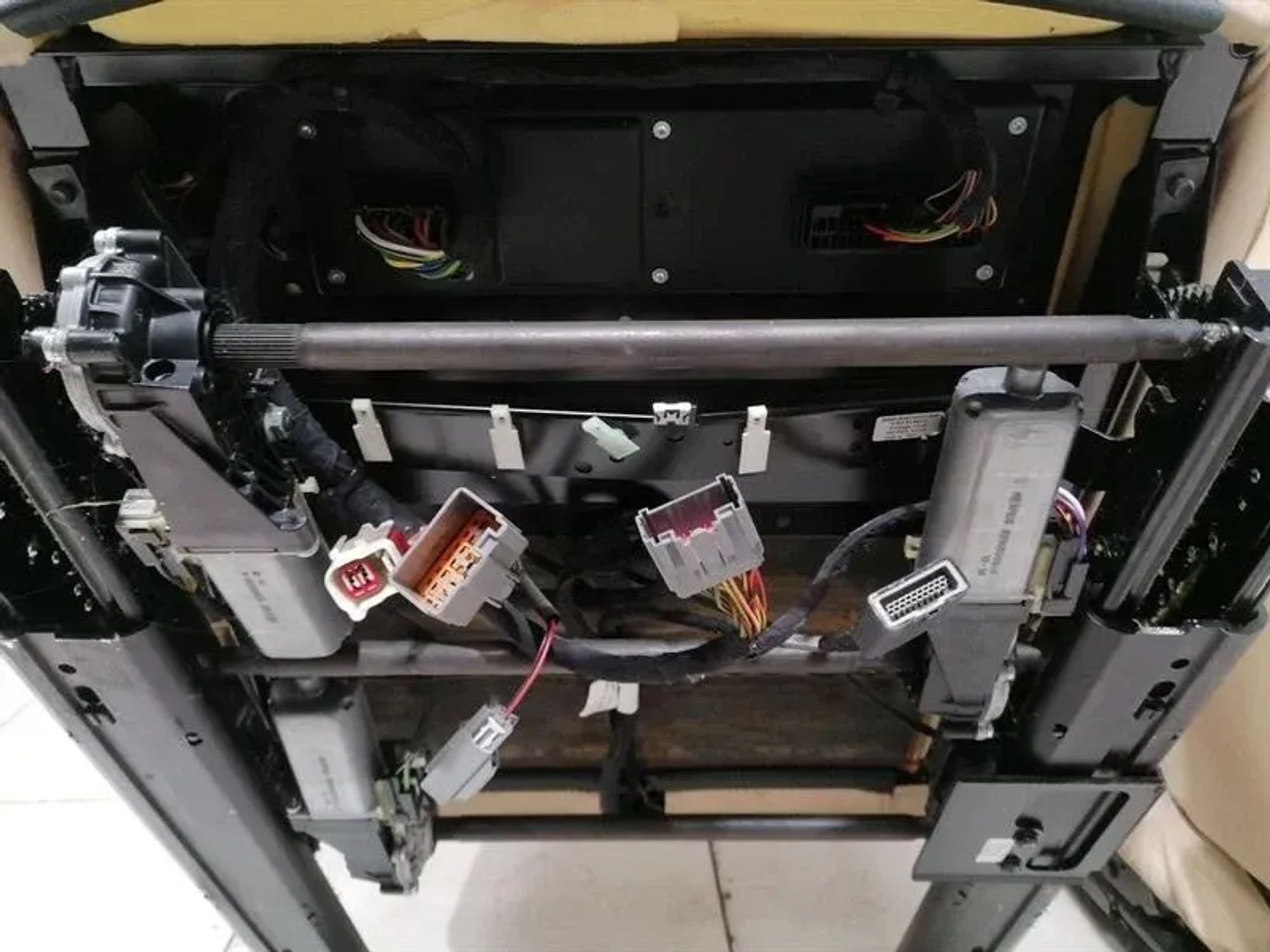 https://ycs.partsauto.market/partsauto-images/thmbs/h353NjtZg3VDP19b5HMt7LlpbQ93/2e6b2981418fd19987d15d4d610375b7/71f7c0da583e116a18c402e4516ec1f5.jpg