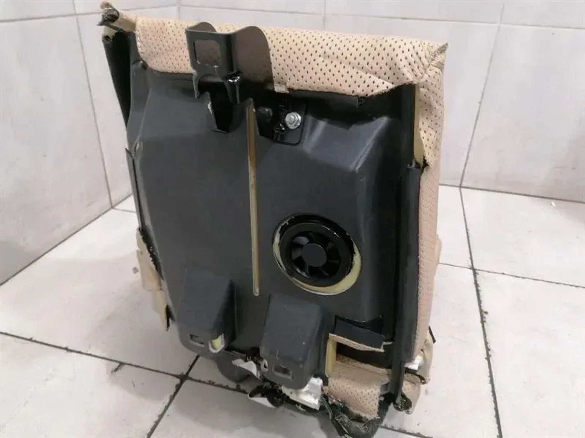 https://ycs.partsauto.market/partsauto-images/thmbs/h353NjtZg3VDP19b5HMt7LlpbQ93/2e6b2981418fd19987d15d4d610375b7/a63c80a8f072a9b1737aec84d65e0823.jpg