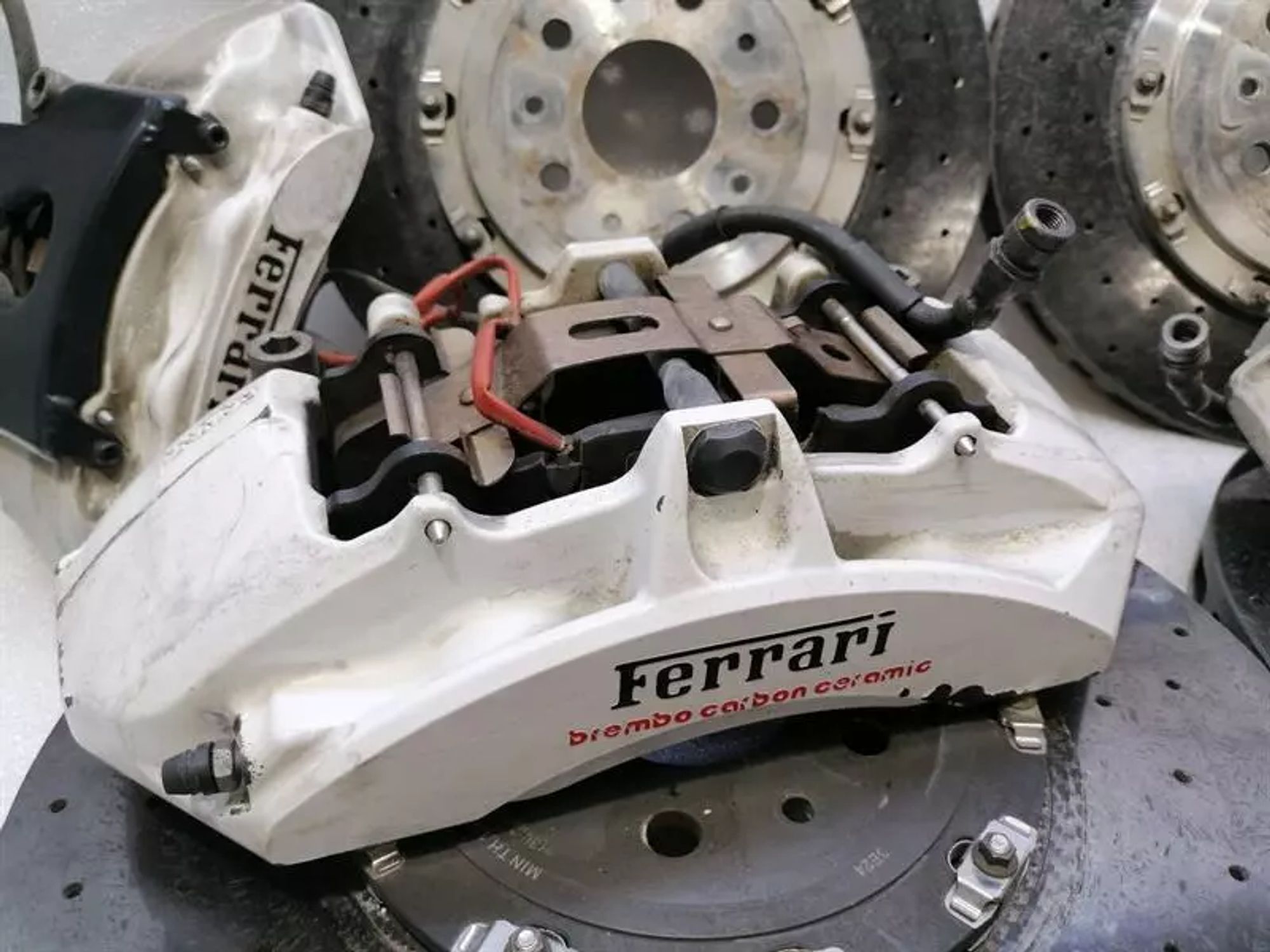 Тормозная система Ceramic Ferrari F12 Berlinetta F152, 1225000 рублей, Москва