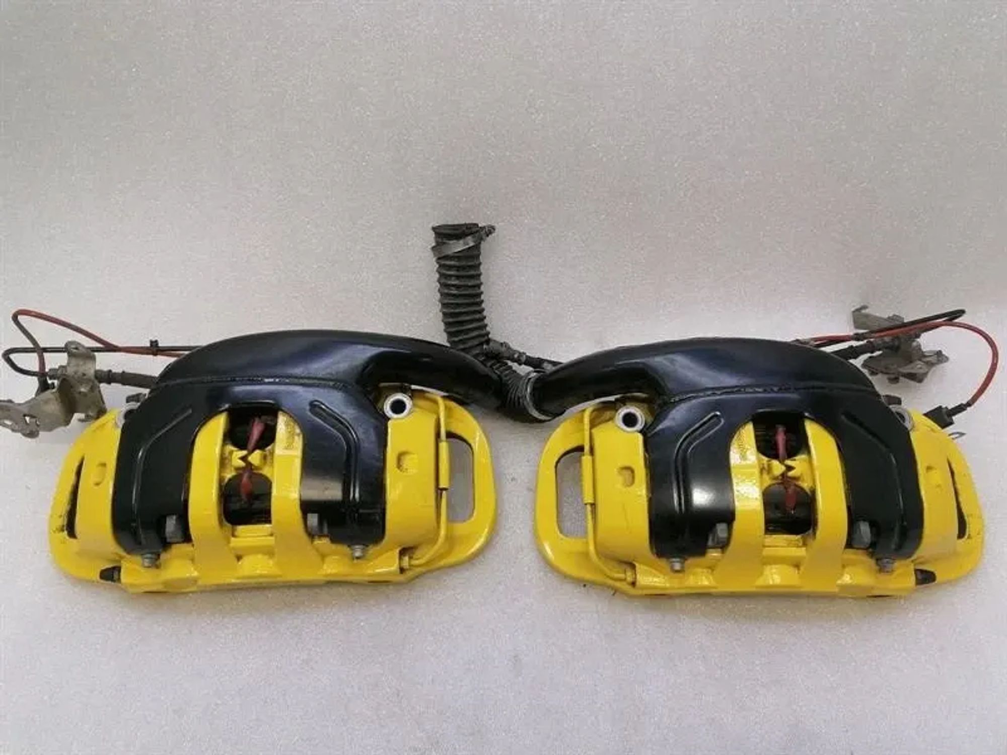 Комплект суппортов переднего тормоза Ferrari 812 Superfast, 545000 рублей, Москва