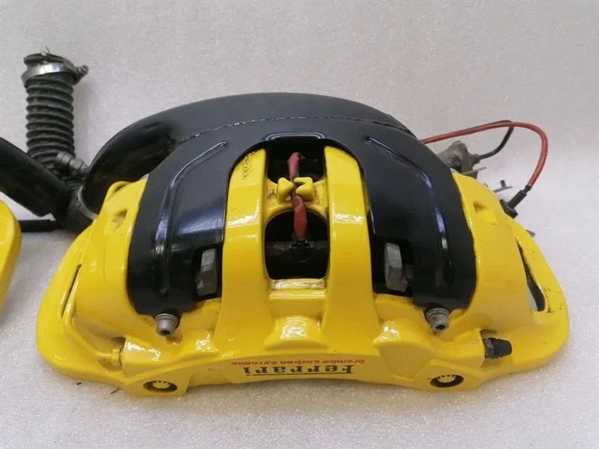 Комплект суппортов переднего тормоза Ferrari 812 Superfast, 545000 рублей, Москва