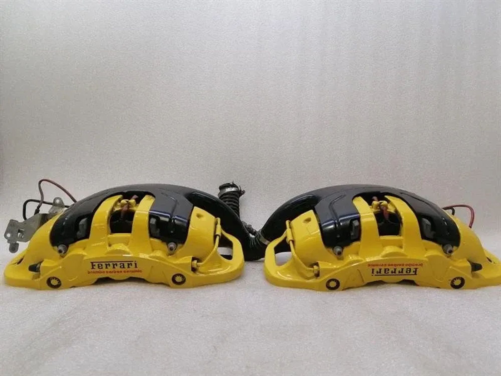 Комплект суппортов переднего тормоза Ferrari 812 Superfast, 545000 рублей, Москва