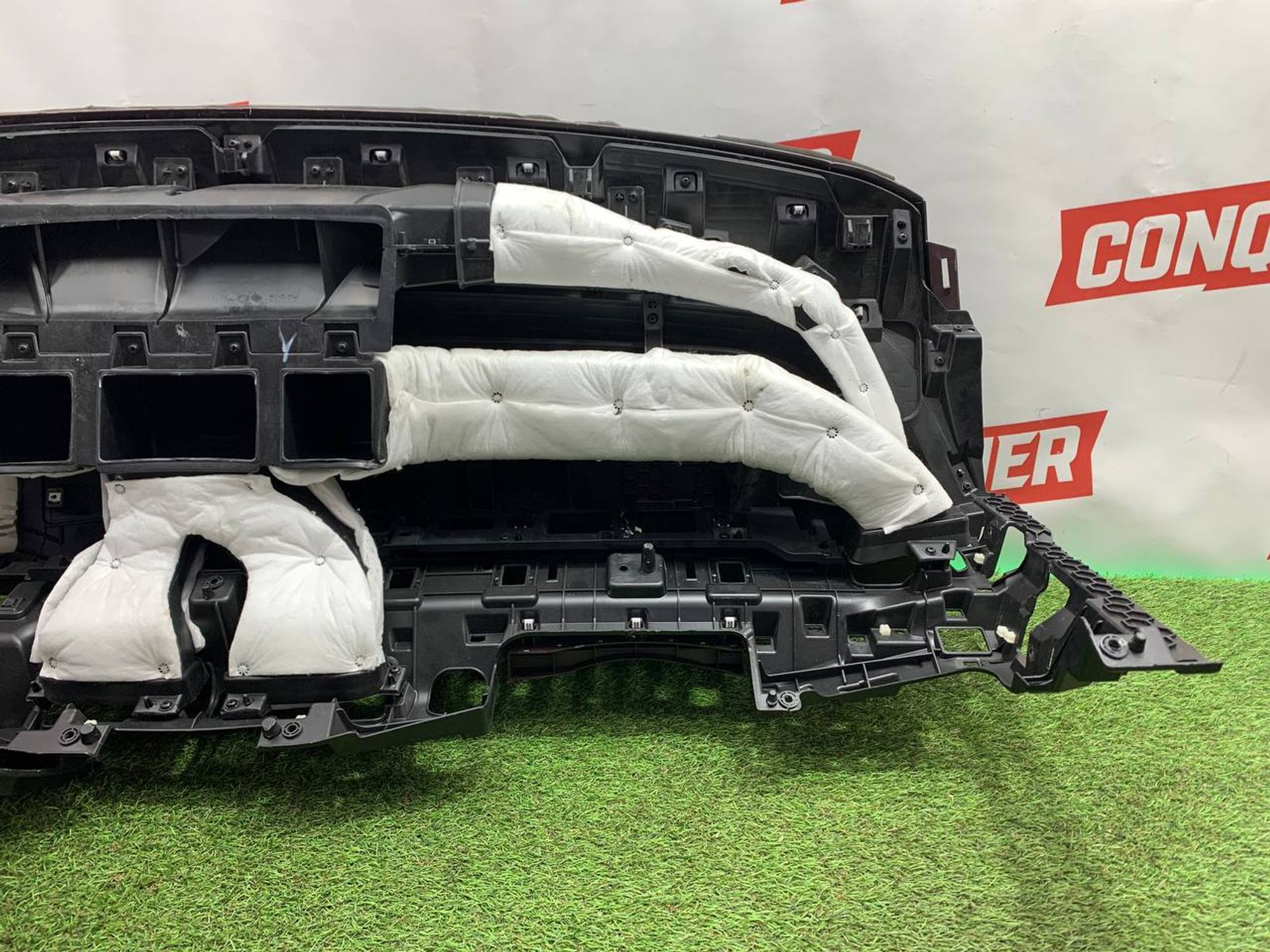 https://ycs.partsauto.market/partsauto-images/thmbs/h353NjtZg3VDP19b5HMt7LlpbQ93/2f6950925e28e70ad9b9f7a5ac1860b0/6c35473c9822c81c4e10153fd3d3814c.jpg