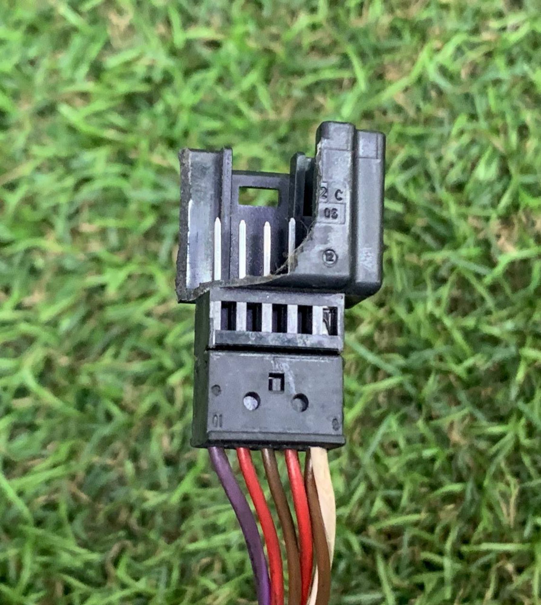 https://ycs.partsauto.market/partsauto-images/thmbs/h353NjtZg3VDP19b5HMt7LlpbQ93/304928f07903fff4e12995331d968ec4/1974bdd3012add850b3a29d72ad48050.jpg