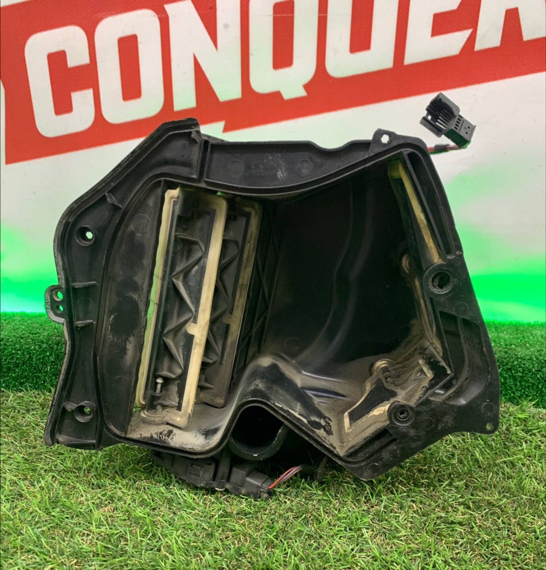 https://ycs.partsauto.market/partsauto-images/thmbs/h353NjtZg3VDP19b5HMt7LlpbQ93/304928f07903fff4e12995331d968ec4/69a91ab159b6eec7b95971f796837784.jpg