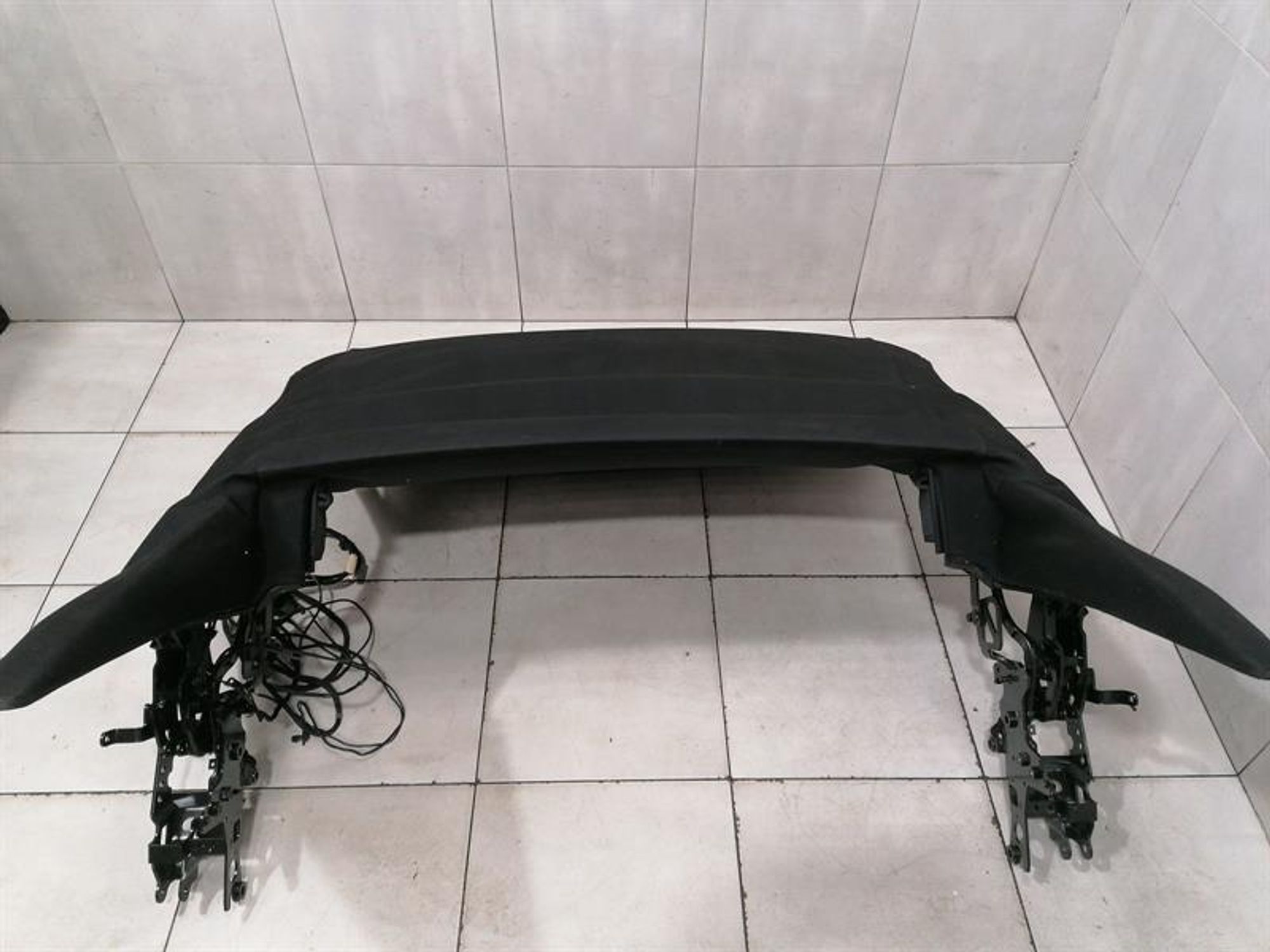 ОТКИДНОЙ ВЕРХ В КОМПЛЕКТЕ AUDI R8 TYPE 42 V10 5.2 SPYDER, 350000 рублей, Москва