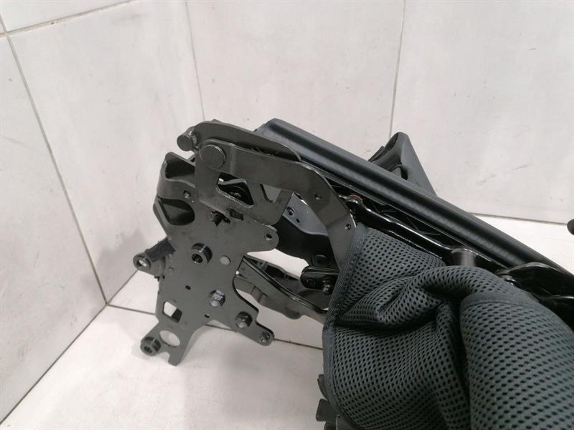 ОТКИДНОЙ ВЕРХ В КОМПЛЕКТЕ AUDI R8 TYPE 42 V10 5.2 SPYDER, 350000 рублей, Москва