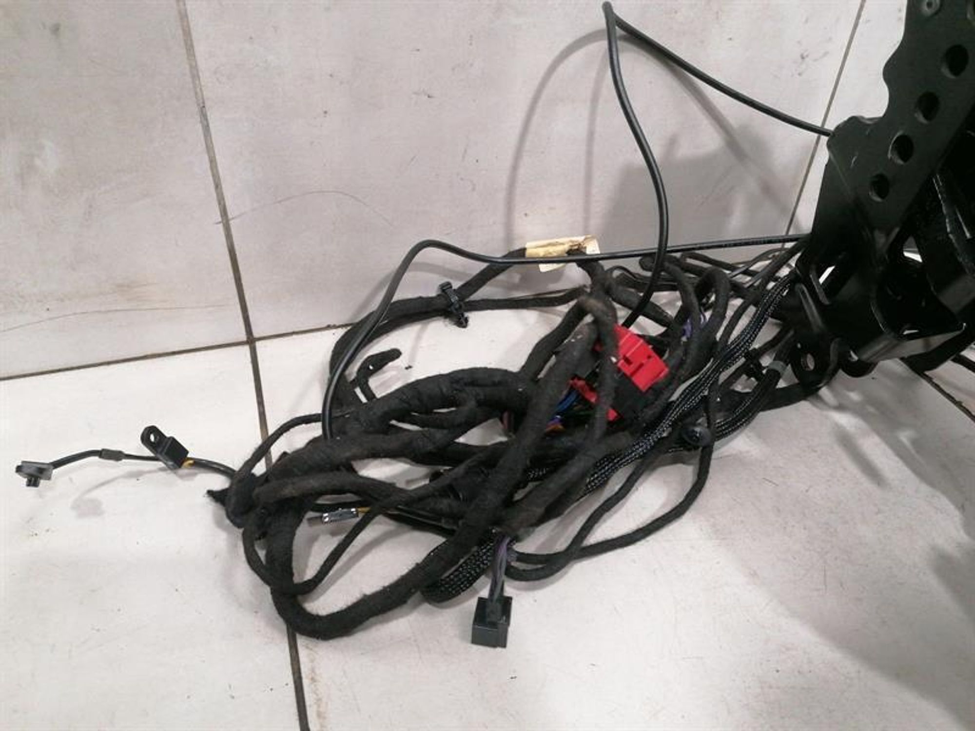 ОТКИДНОЙ ВЕРХ В КОМПЛЕКТЕ AUDI R8 TYPE 42 V10 5.2 SPYDER, 350000 рублей, Москва