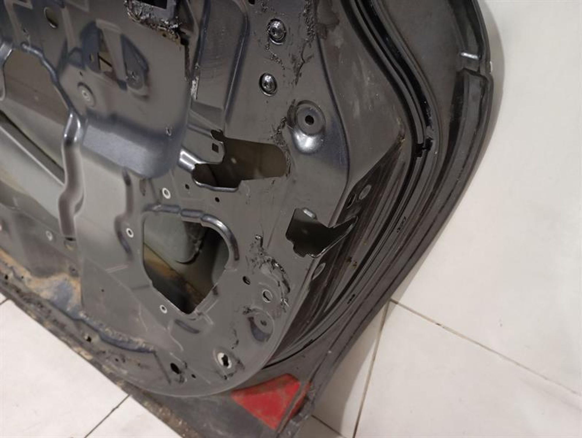 дверь задняя правая Maybach 62 V240 A2407300405, 725000 рублей, Москва