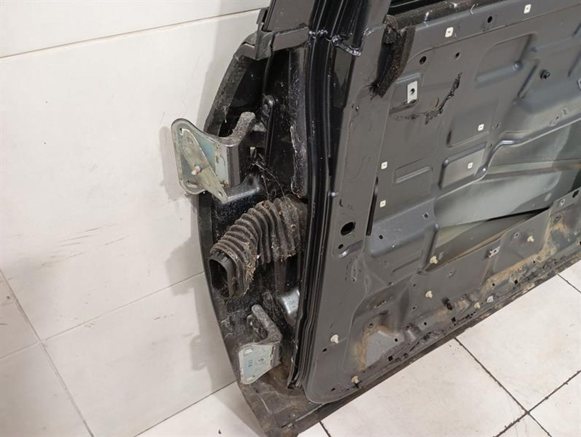 дверь задняя правая Maybach 62 V240 A2407300405, 725000 рублей, Москва