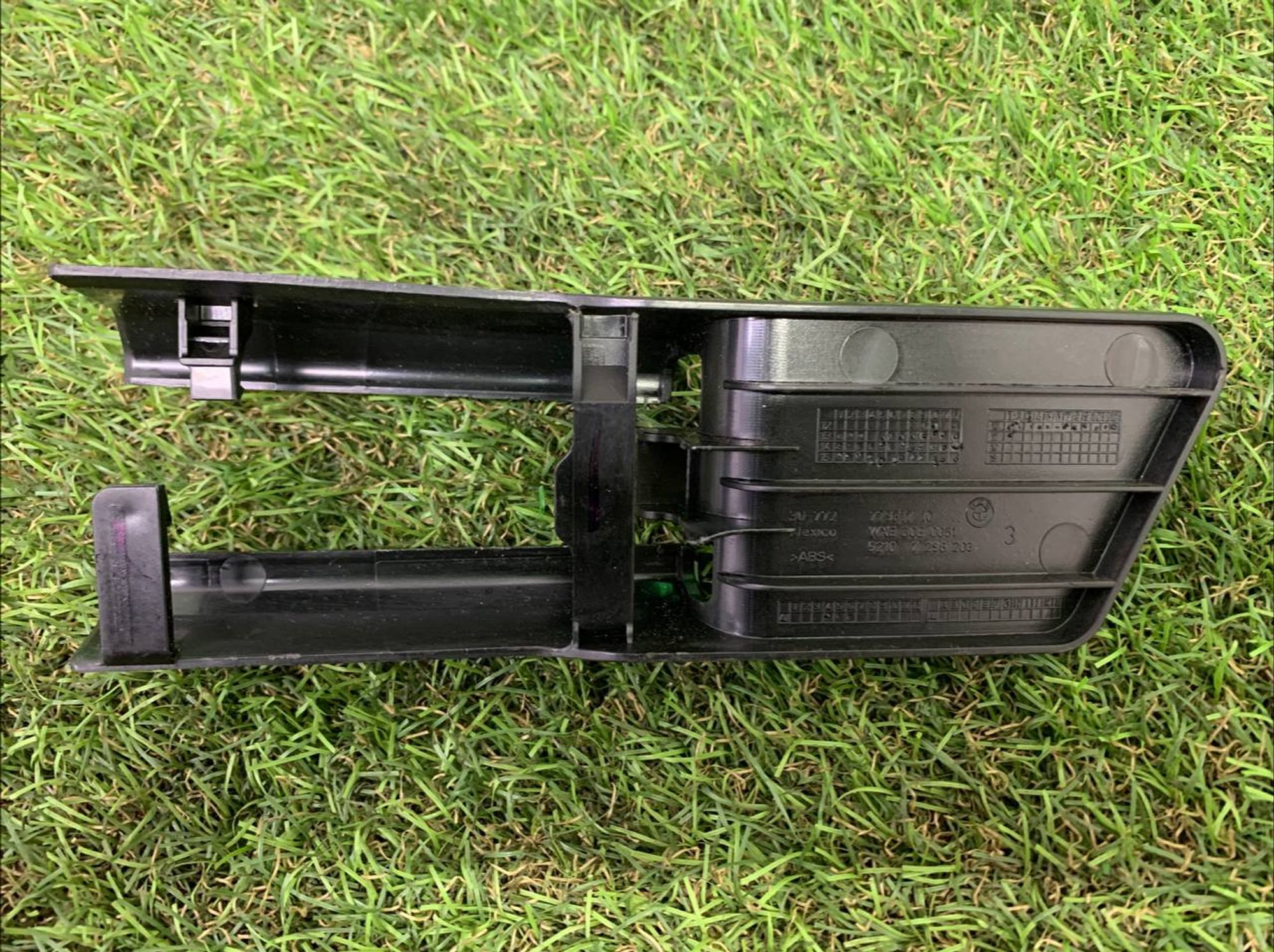https://ycs.partsauto.market/partsauto-images/thmbs/h353NjtZg3VDP19b5HMt7LlpbQ93/31e521b9f663ce0752bf1e8795f30a2c/2269f5eb1020ca7133f5612932bff04f.jpg