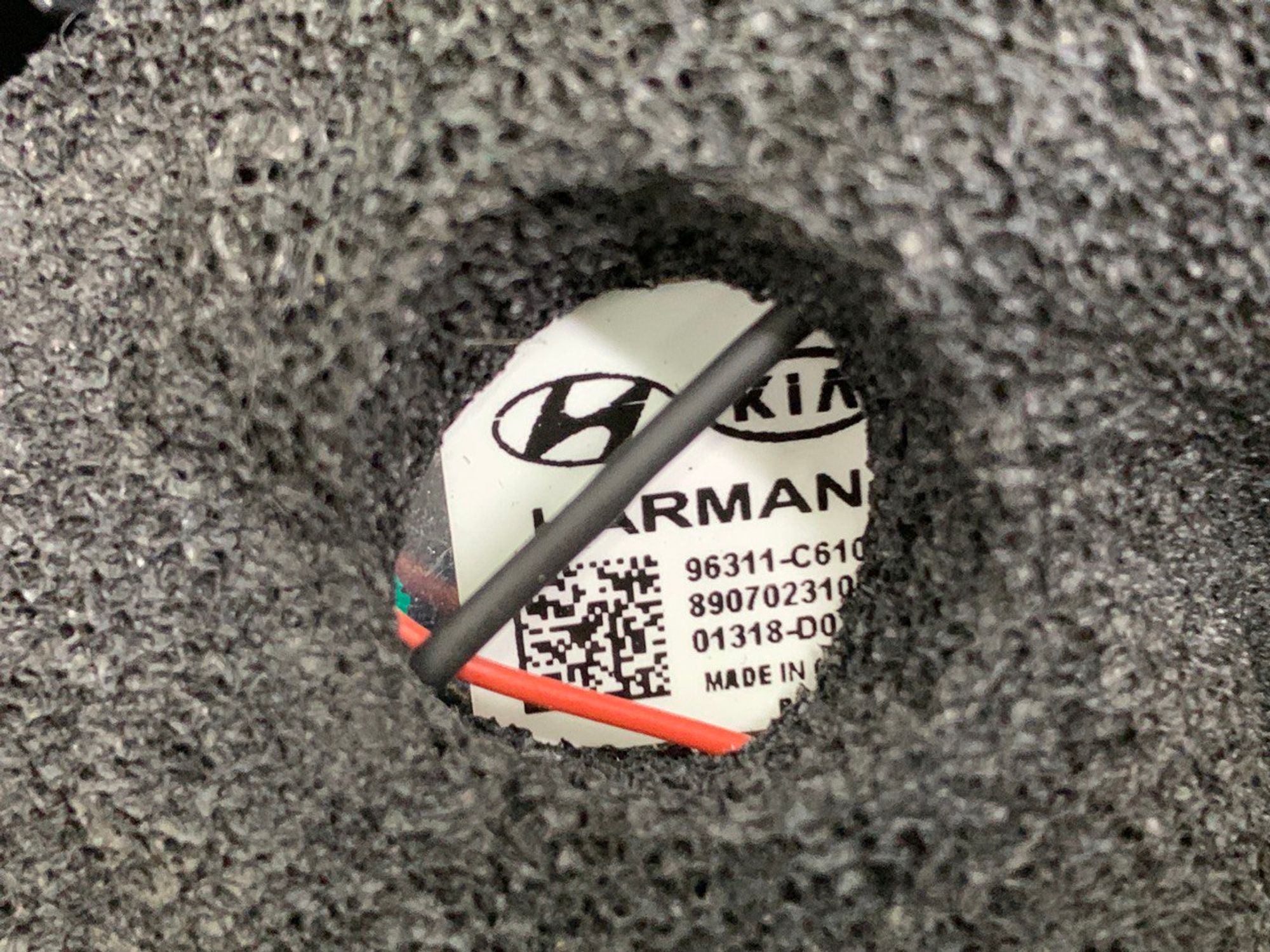 https://ycs.partsauto.market/partsauto-images/thmbs/h353NjtZg3VDP19b5HMt7LlpbQ93/33c7d27633c92fc2dbb2569ec36bcb26/83d9c5ee1b5ee978eef794323898a6cd.jpg