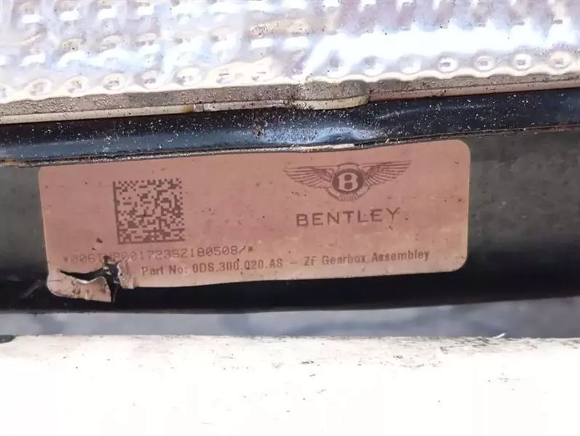 https://ycs.partsauto.market/partsauto-images/thmbs/h353NjtZg3VDP19b5HMt7LlpbQ93/37a426119c649967854e1fd62559eaaa/c1912ca8ef4b39cd1e538d30ff8d6e7f.jpg