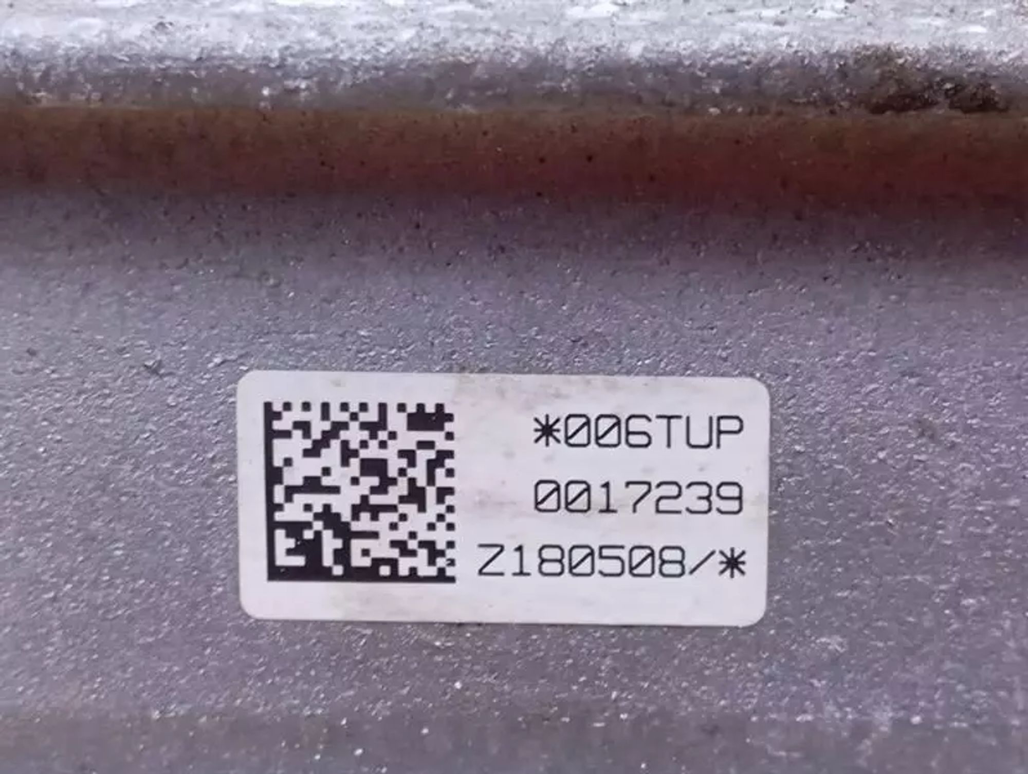 https://ycs.partsauto.market/partsauto-images/thmbs/h353NjtZg3VDP19b5HMt7LlpbQ93/37a426119c649967854e1fd62559eaaa/e695998fa26c32bbdc4ece6cffd8fa32.jpg