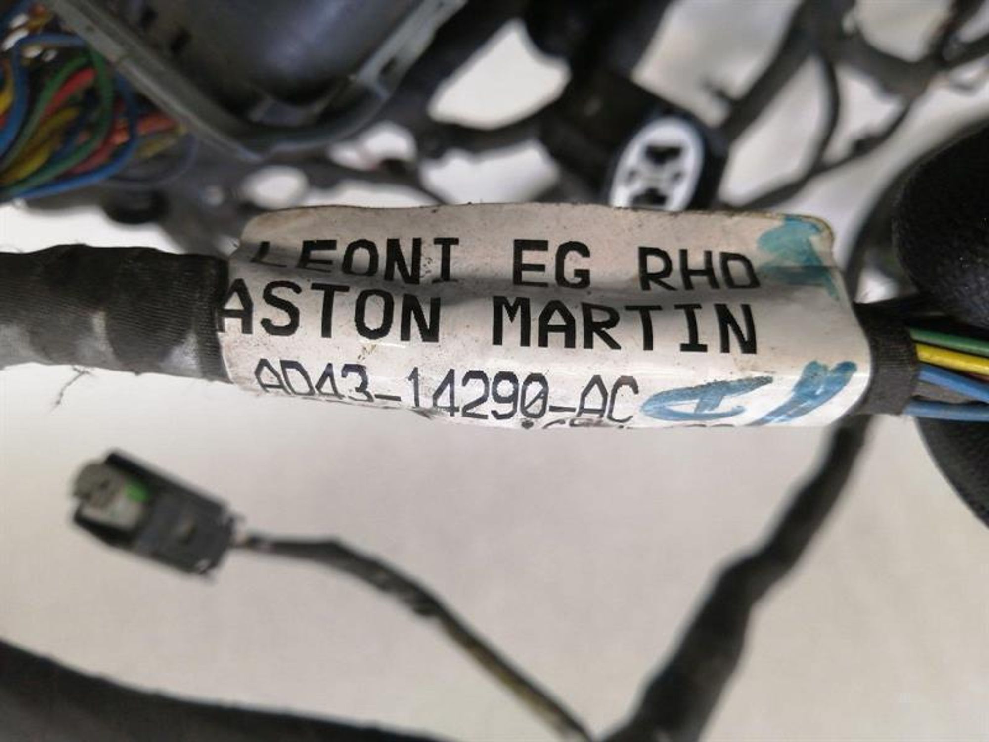 Ноускат Aston Martin Rapide 10-14, 1630000 рублей, Москва