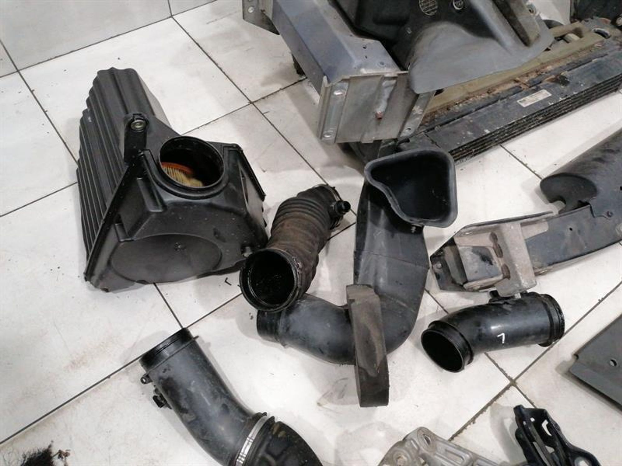 Ноускат Aston Martin Rapide 10-14, 1630000 рублей, Москва