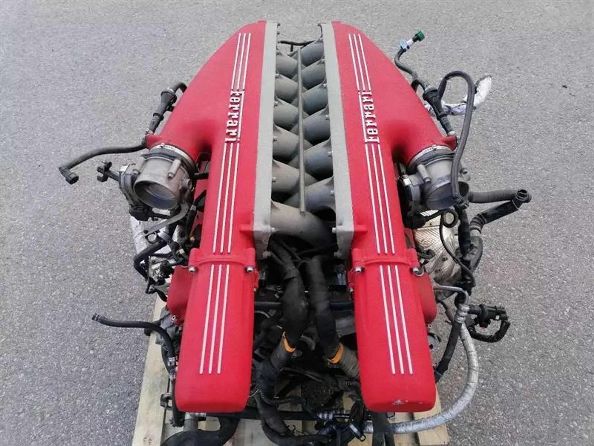 Двигатель FERRARI F12 BERLINETTA F140FC V12 730HP, 5800000 рублей, Москва